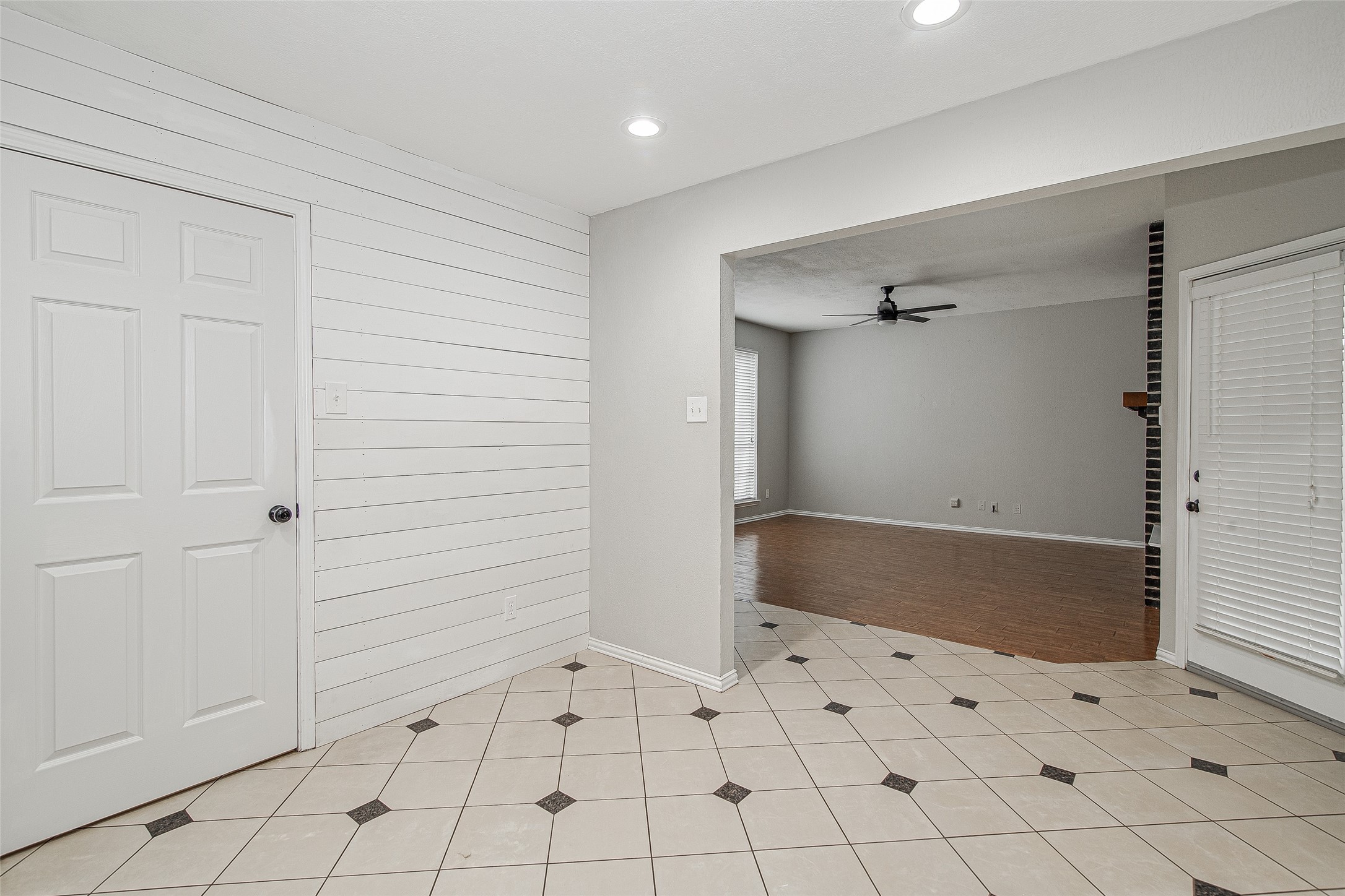 120 N Flaxseed Lane Fort Worth TX 76108