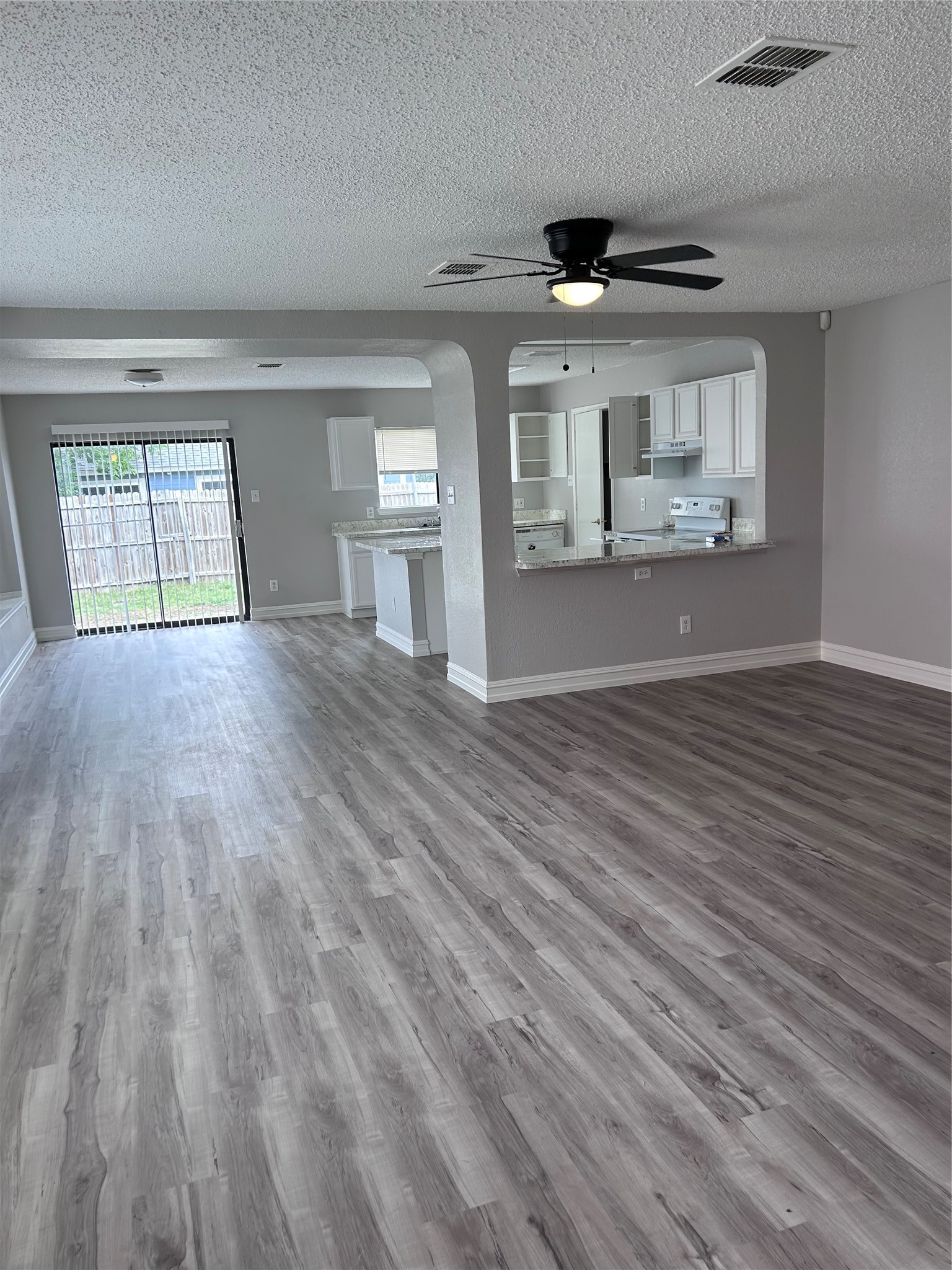 701 King Street Cedar Hill TX 75104