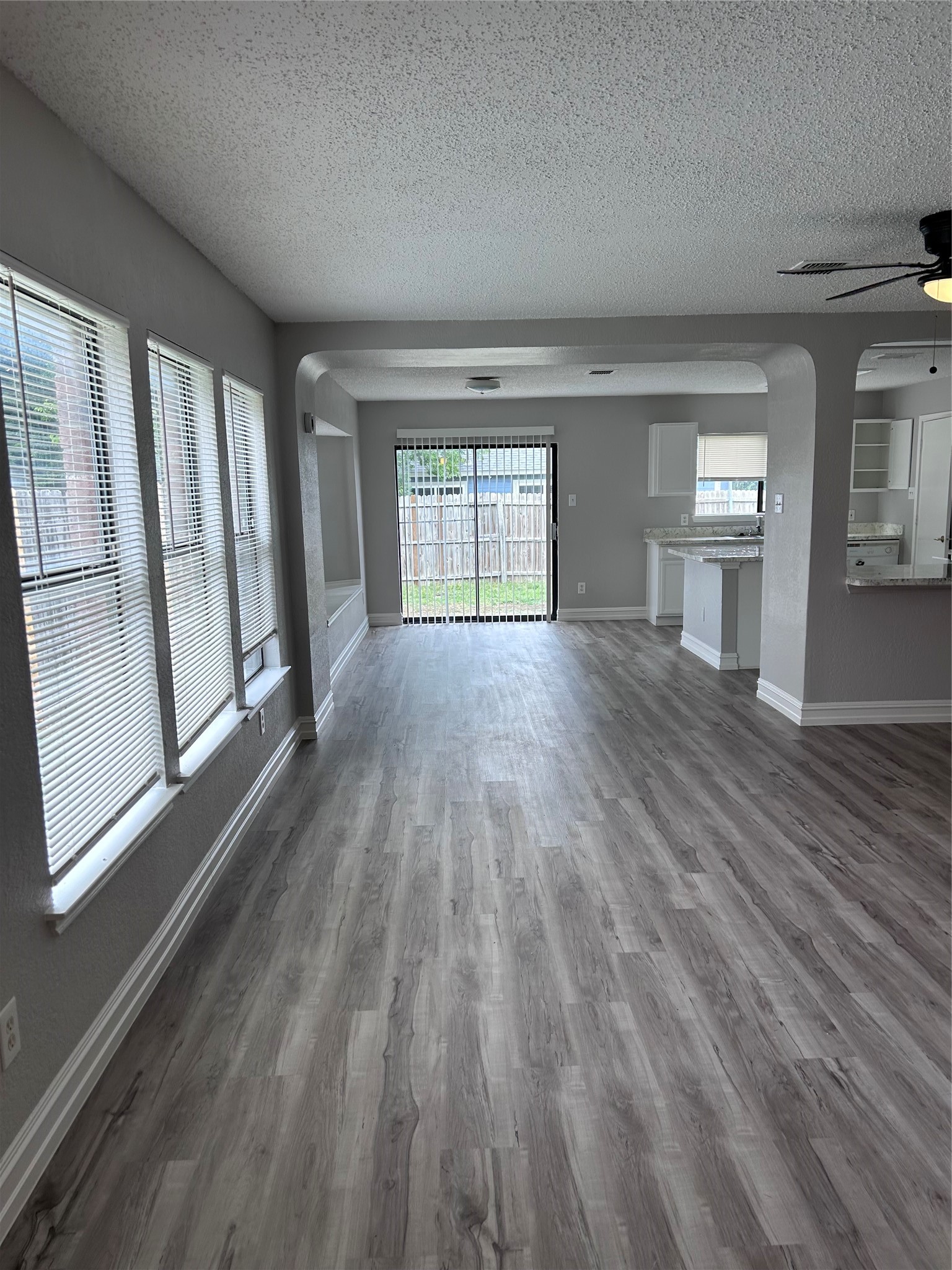 701 King Street Cedar Hill TX 75104