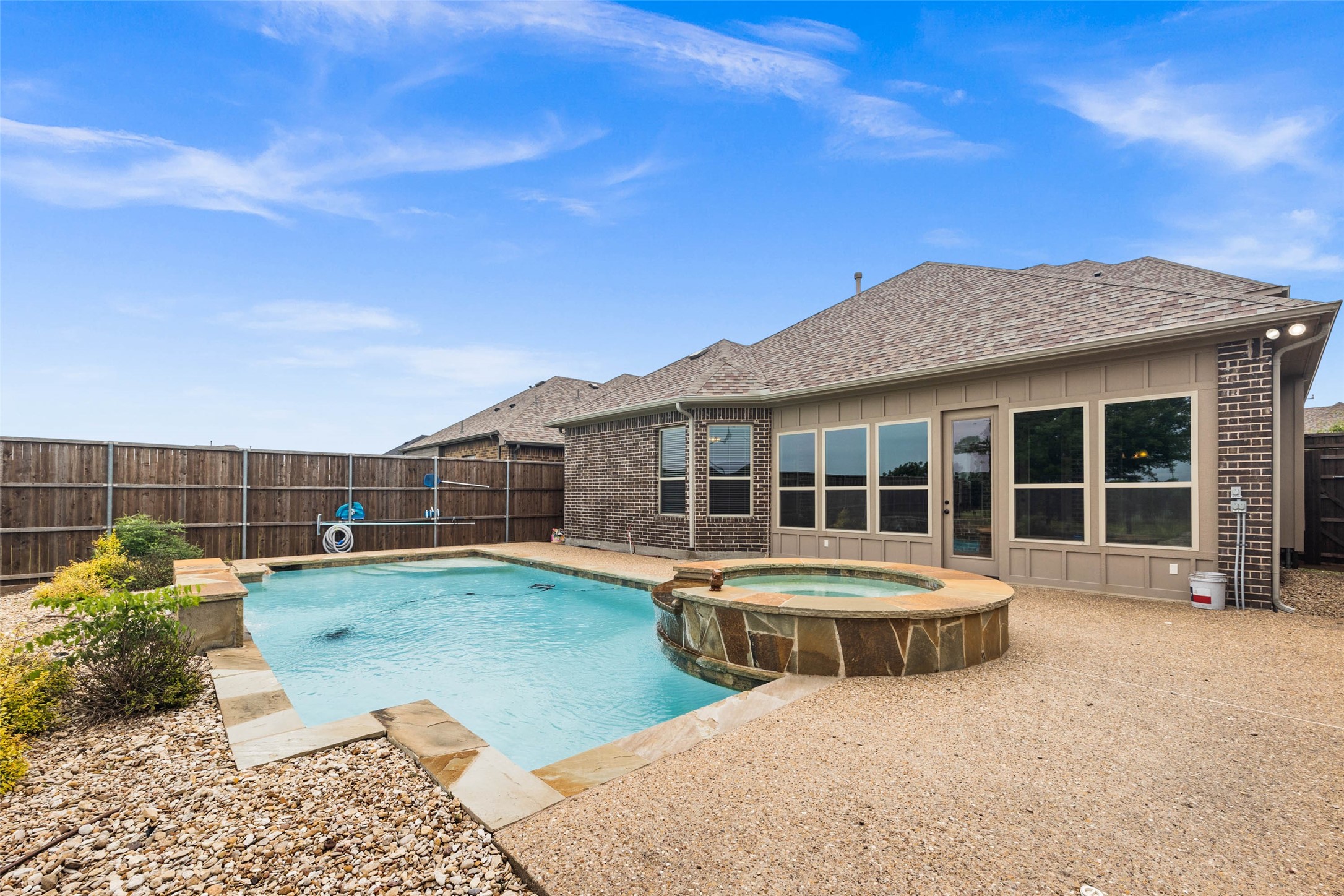 586 Mountcastle Drive Rockwall TX 75087