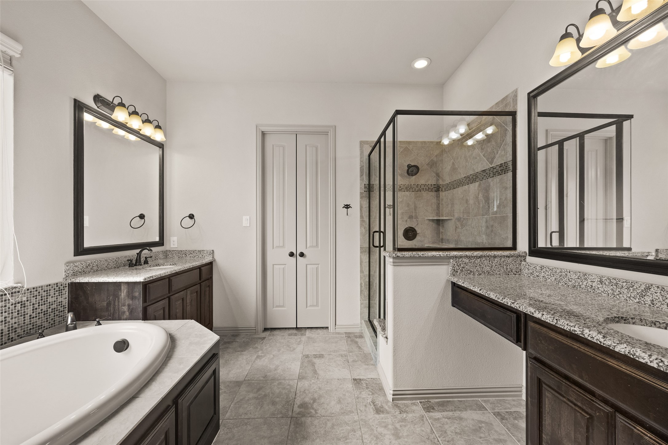 586 Mountcastle Drive Rockwall TX 75087