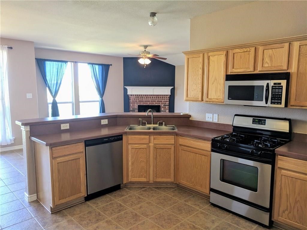 2200 Fieldcrest Drive Rockwall TX 75032