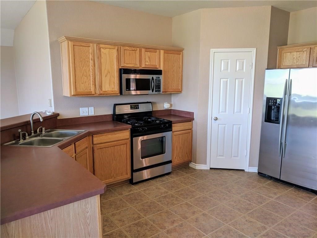 2200 Fieldcrest Drive Rockwall TX 75032