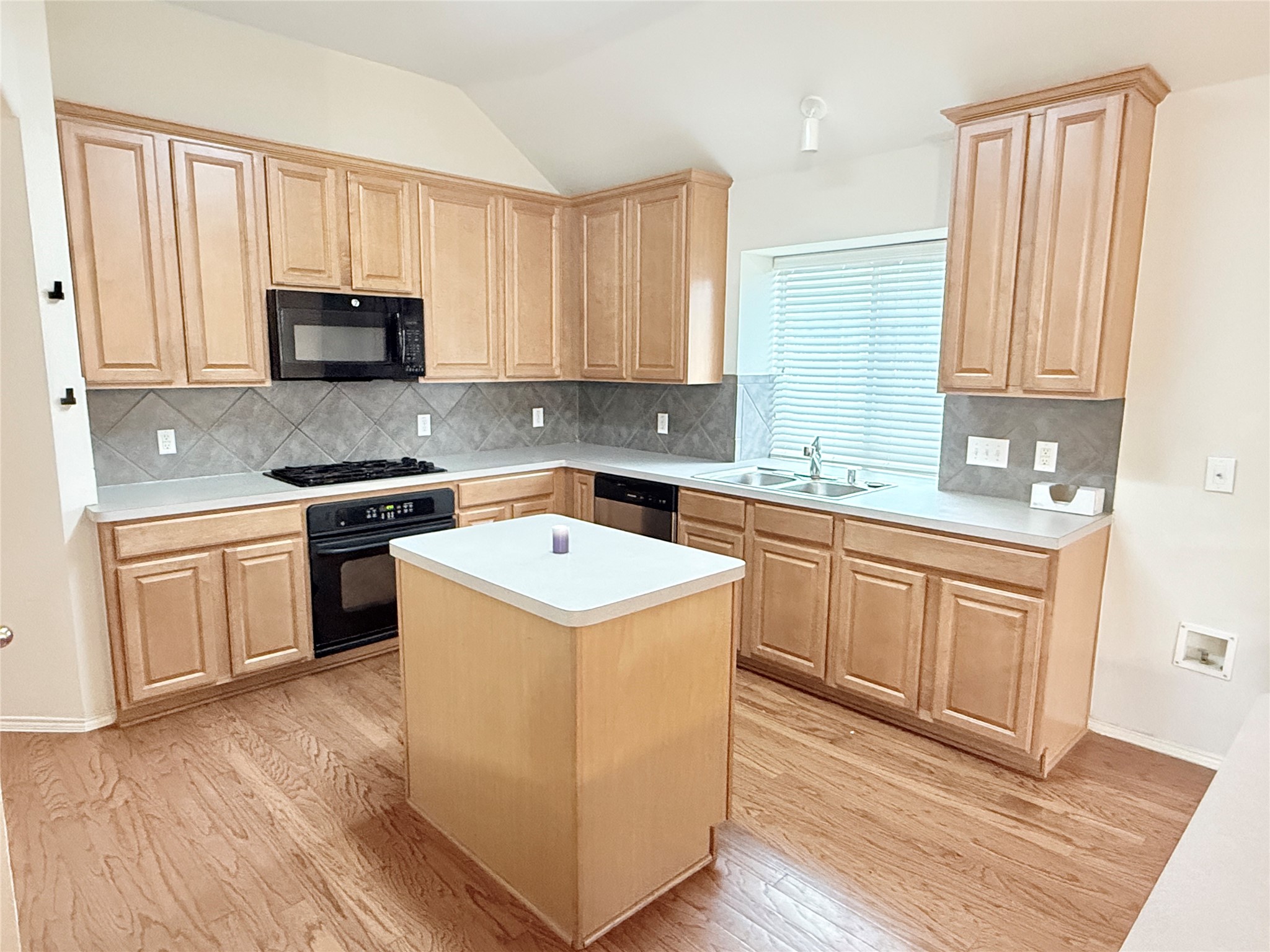 6101 Vineyard Lane Mckinney TX 75070