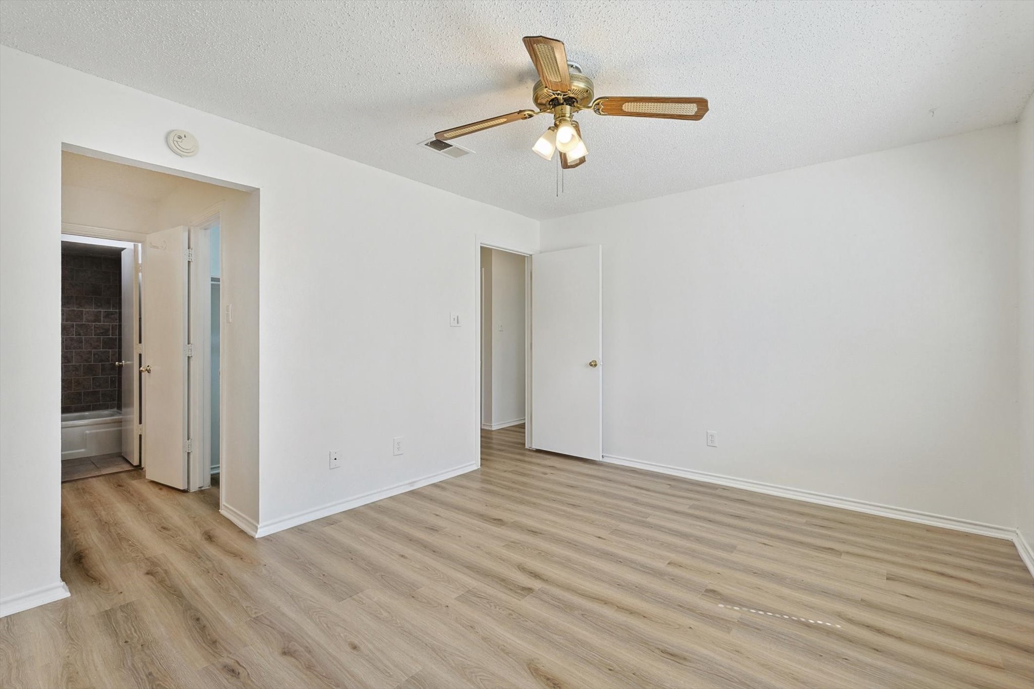 5137 Shoregate Drive Garland TX 75043