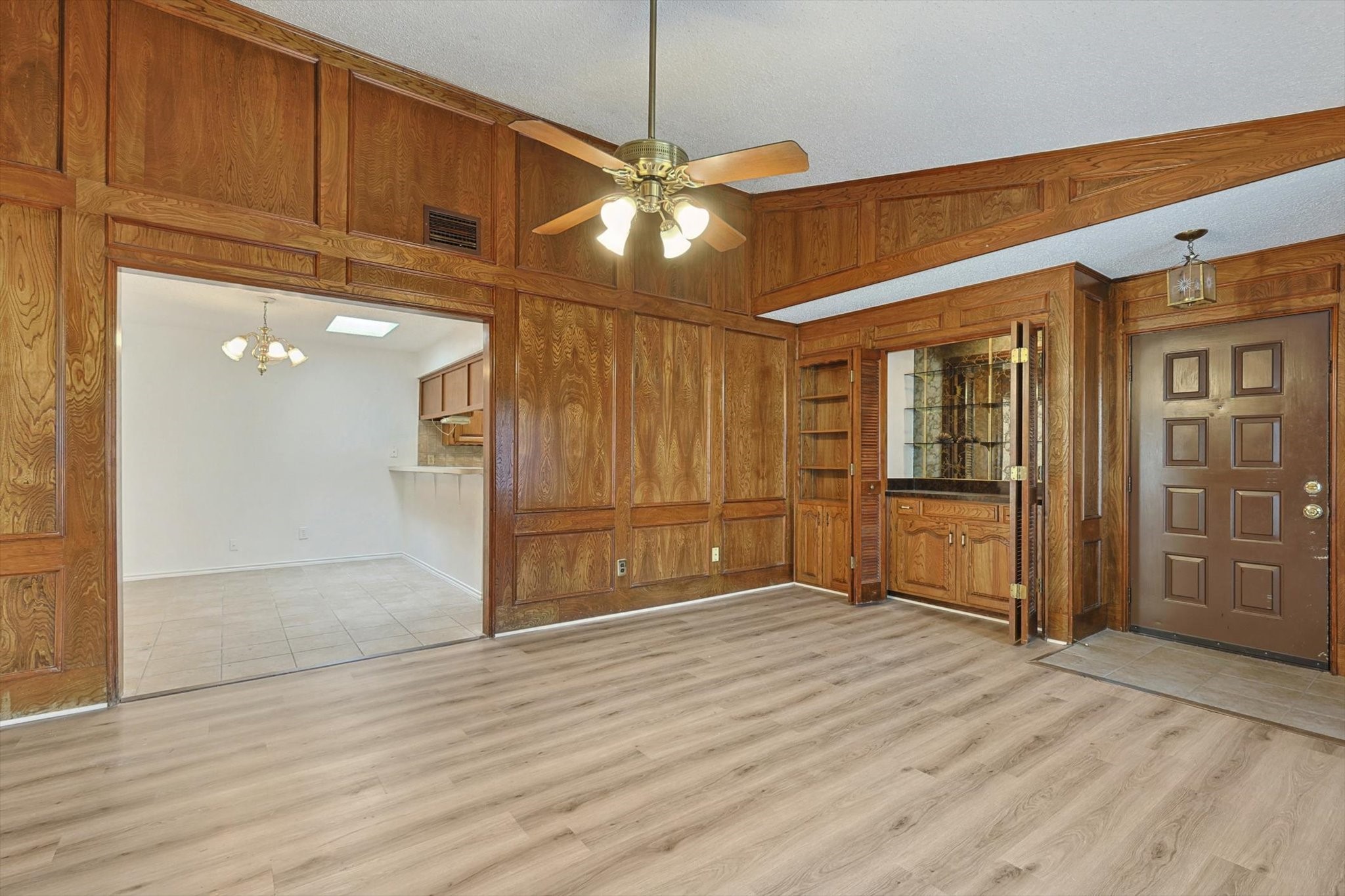 5137 Shoregate Drive Garland TX 75043