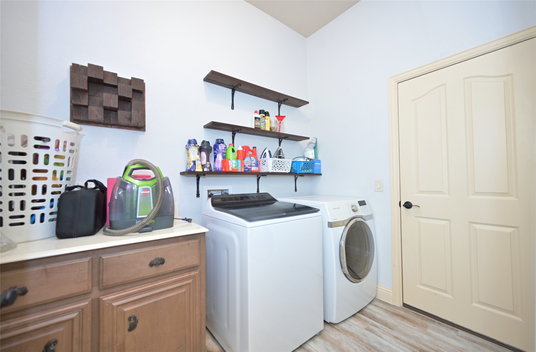 3207 Pampa Grand Prairie TX 75054