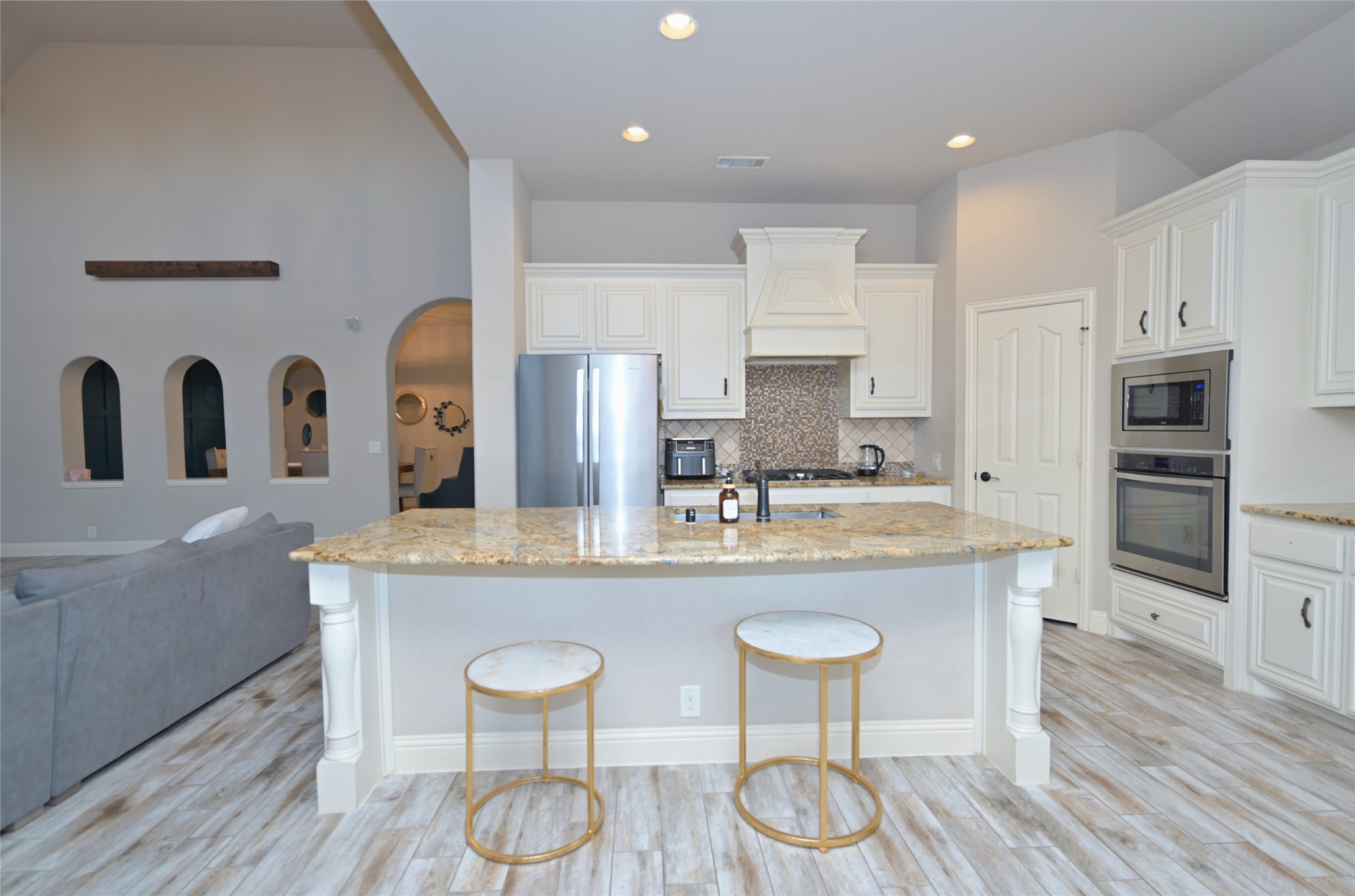 3207 Pampa Grand Prairie TX 75054