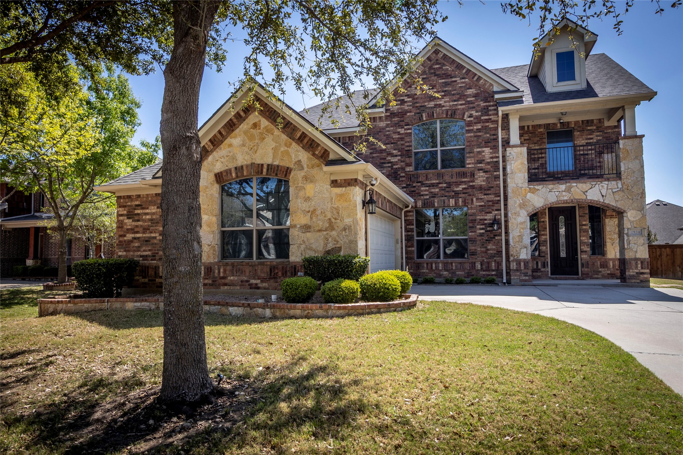 2931 Bandera Grand Prairie TX 75054