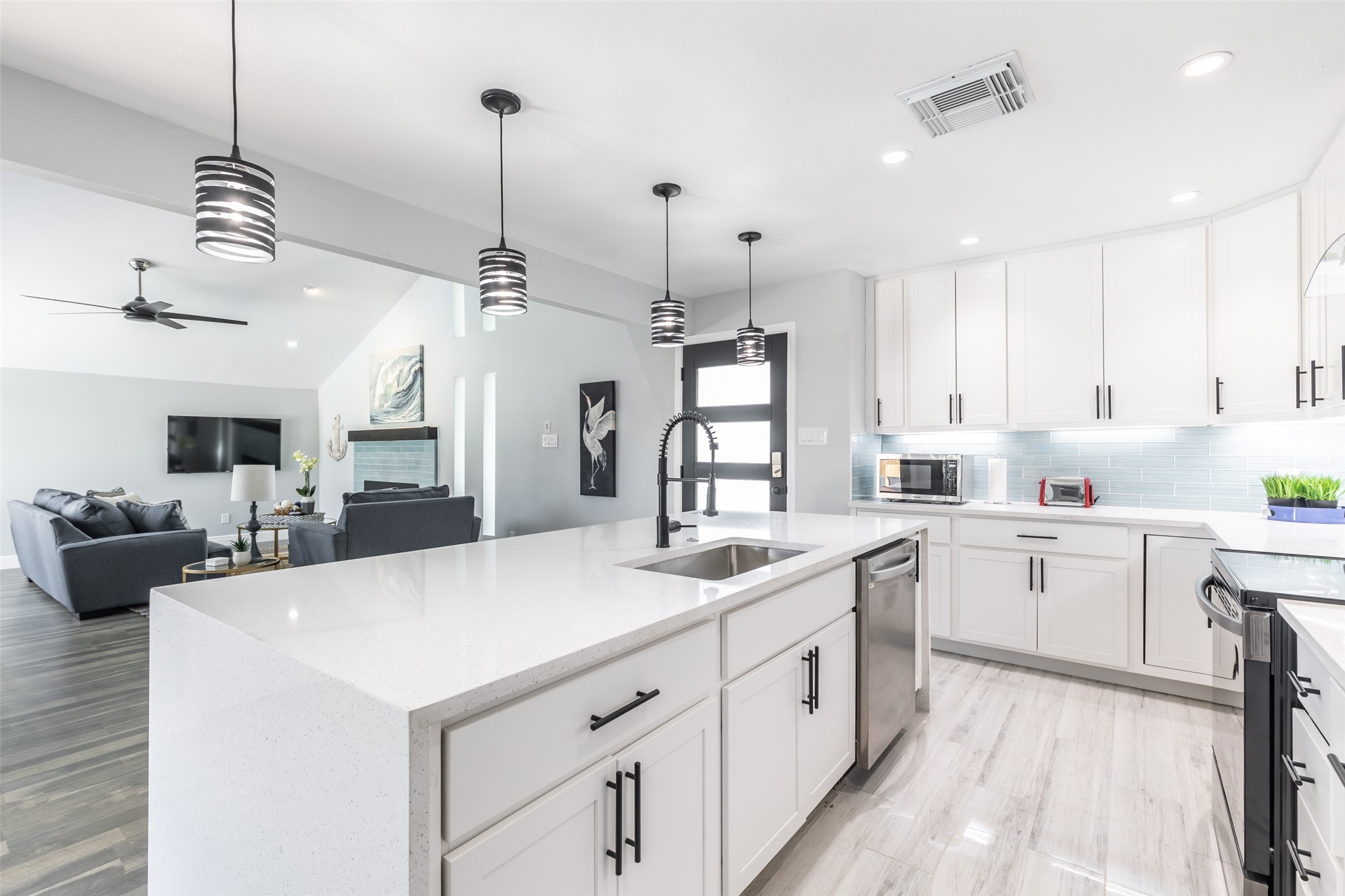 3829 Twin Falls Street Irving TX 75062