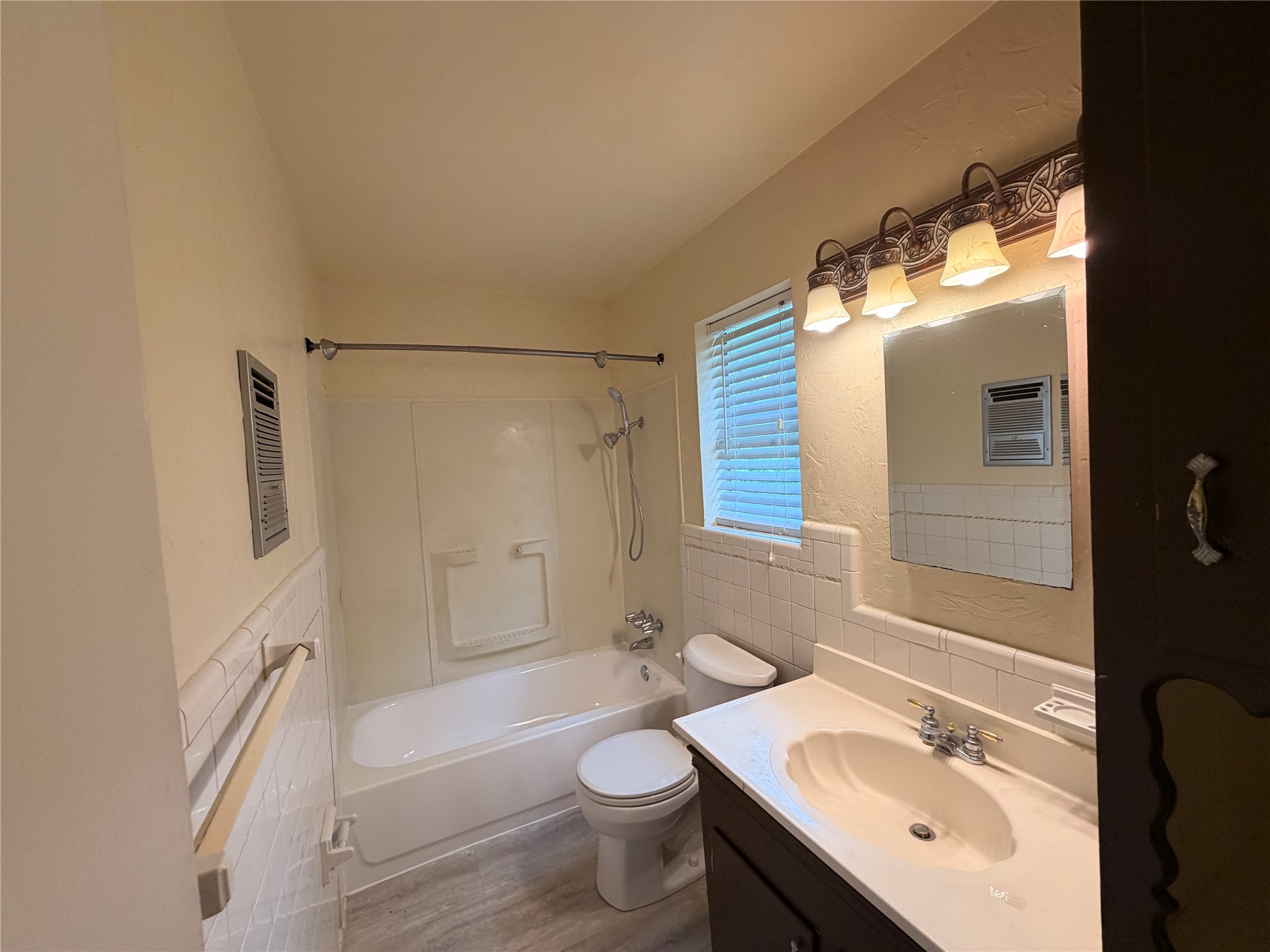 1416 Norwood Drive Hurst TX 76053