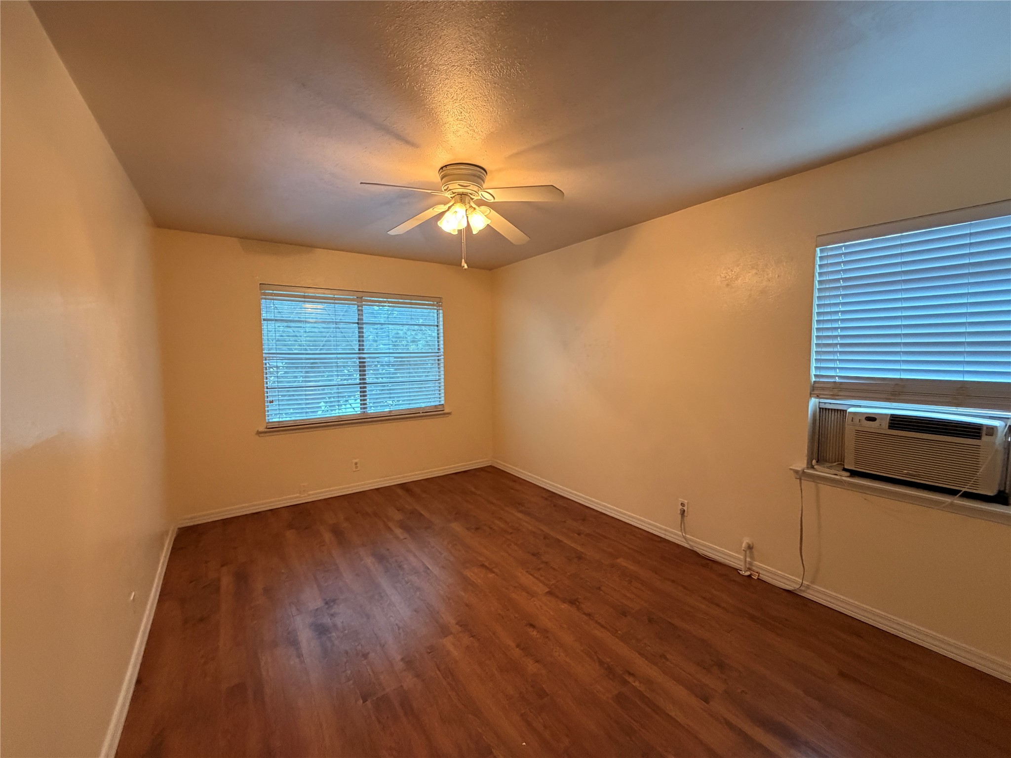 1416 Norwood Drive Hurst TX 76053