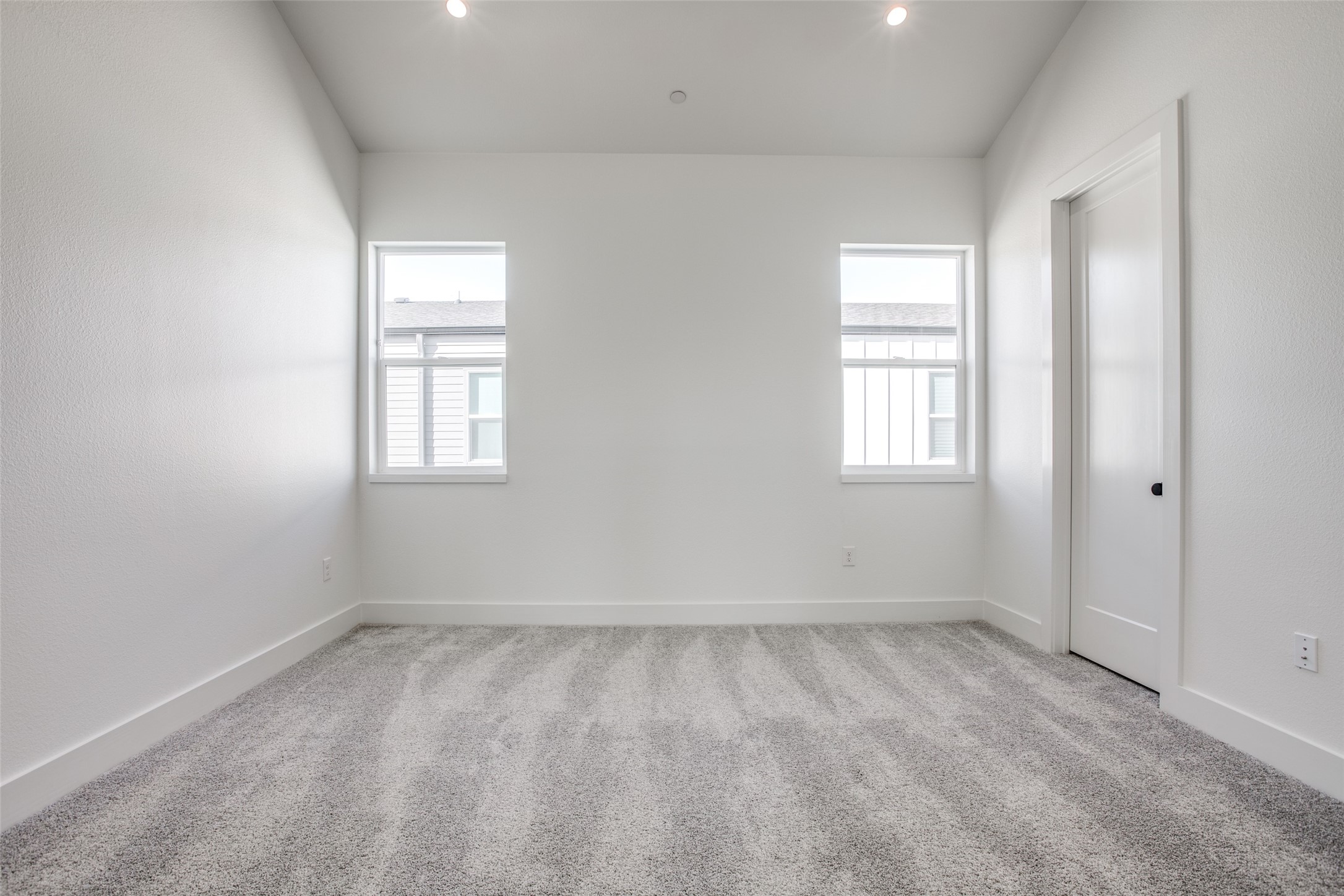 2143 Mail Avenue Dallas TX 75235