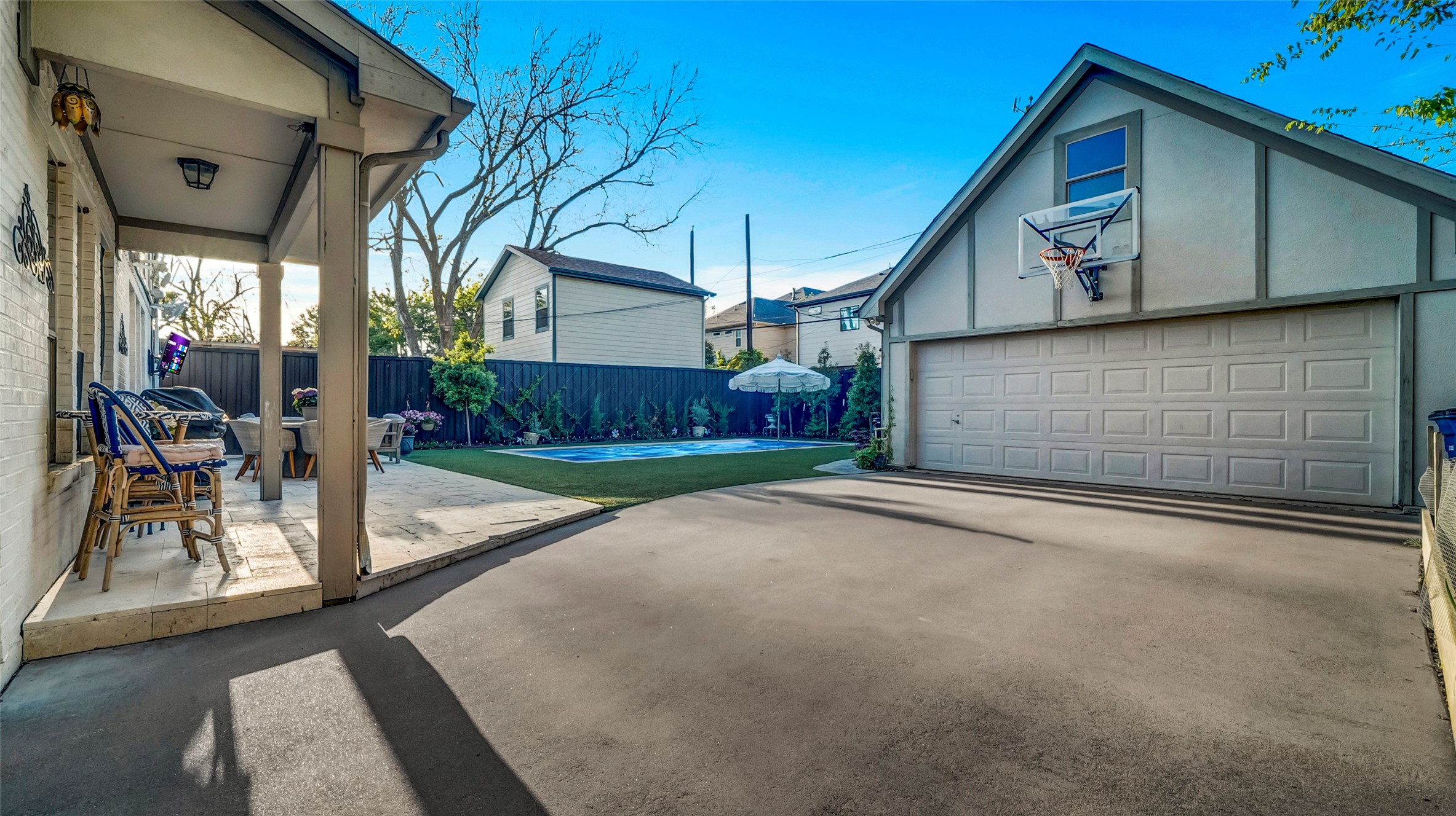 5527 Mccommas Boulevard Dallas TX 75206