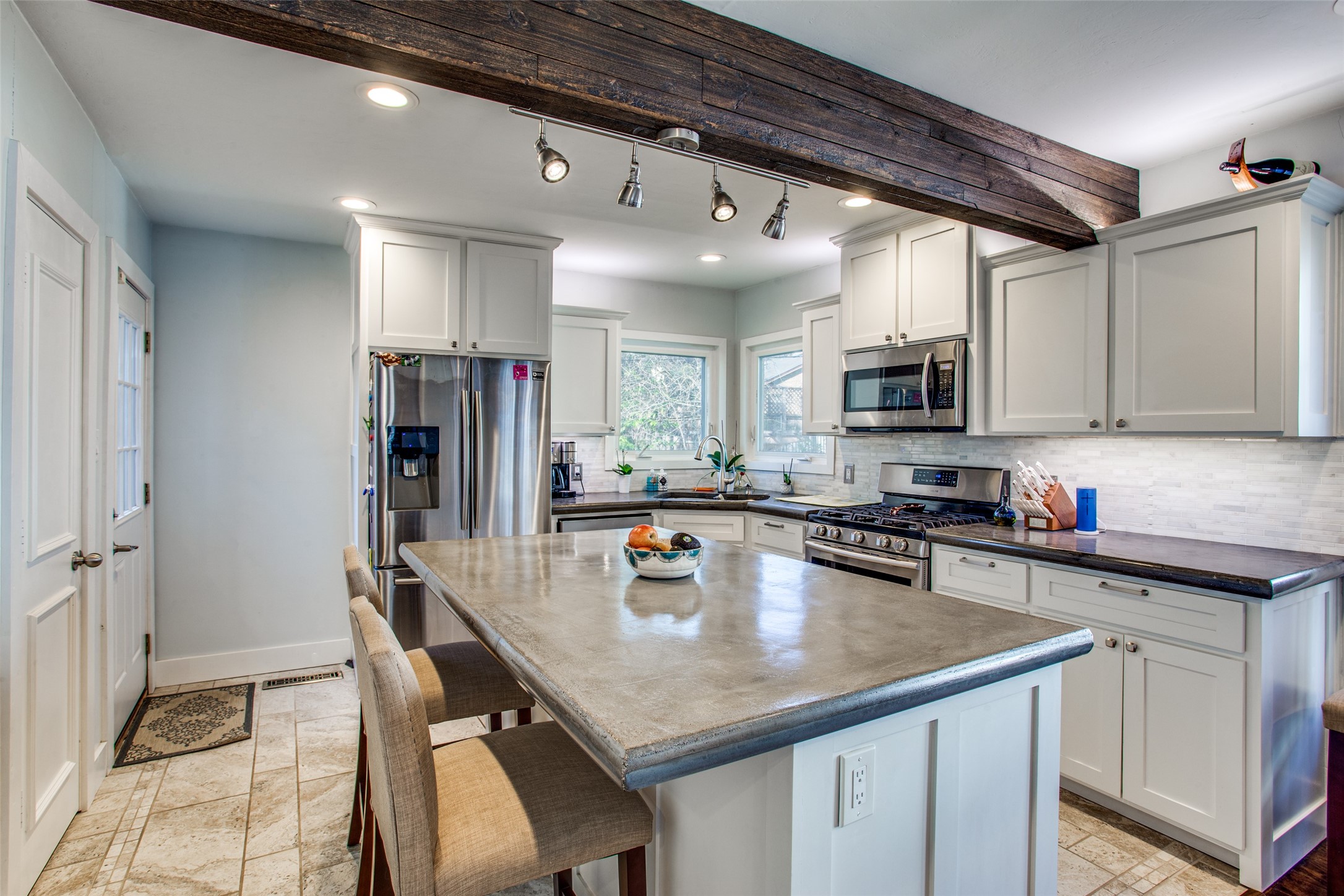 1405 Bluebonnet Drive Fort Worth TX 76111