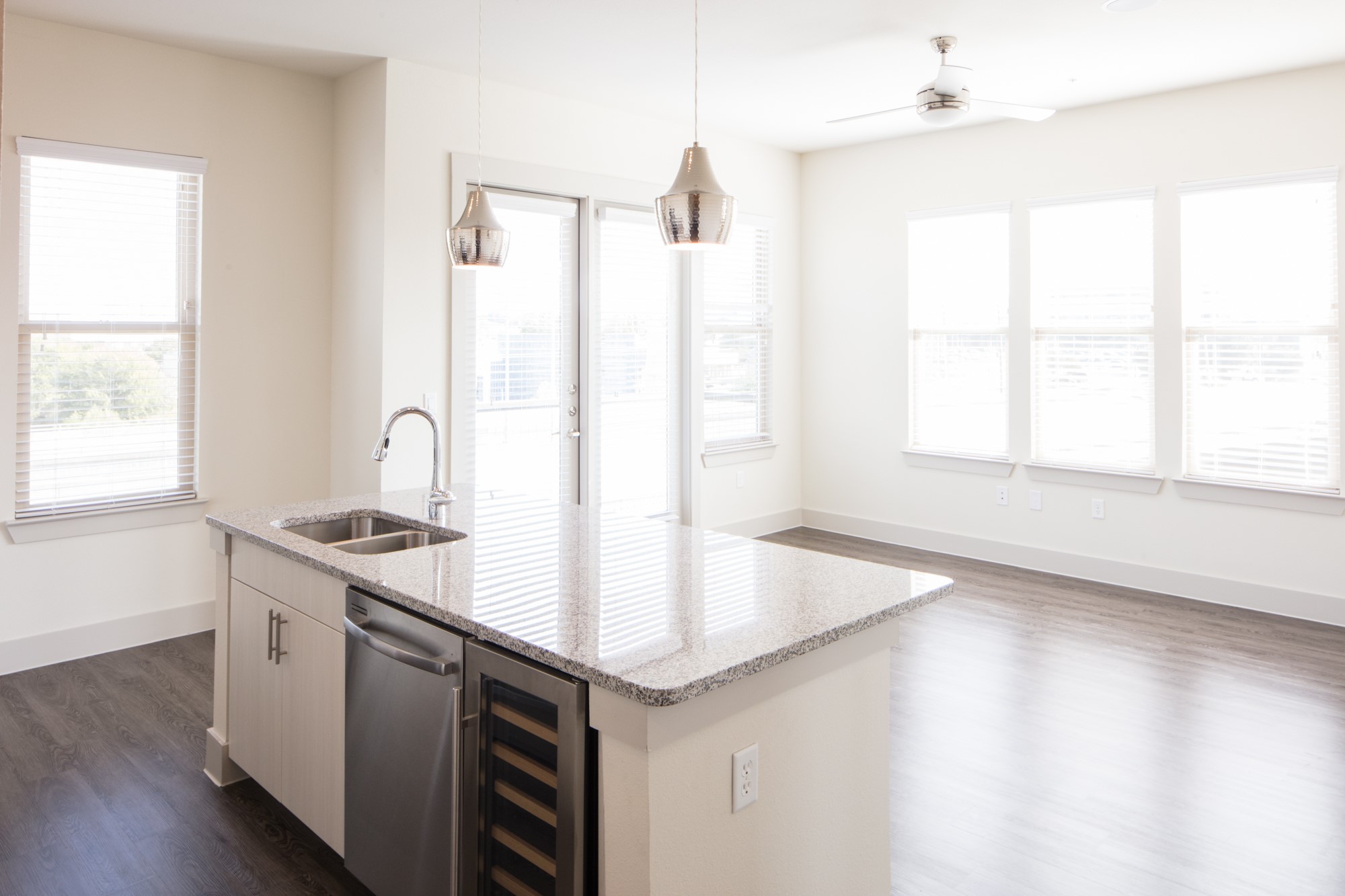 2101 W Rosedale Street Fort Worth TX 76104