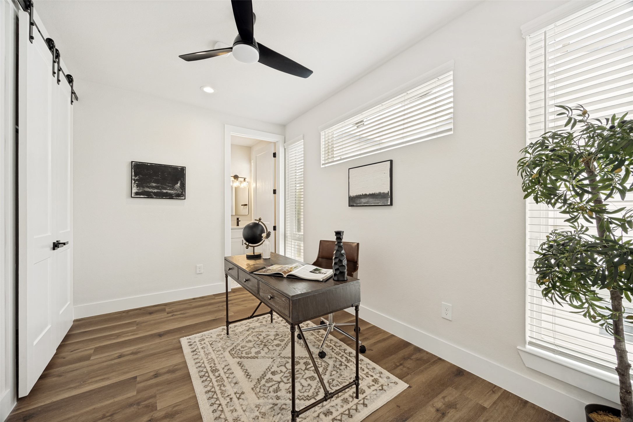 5637 Live Oak Street Dallas TX 75206