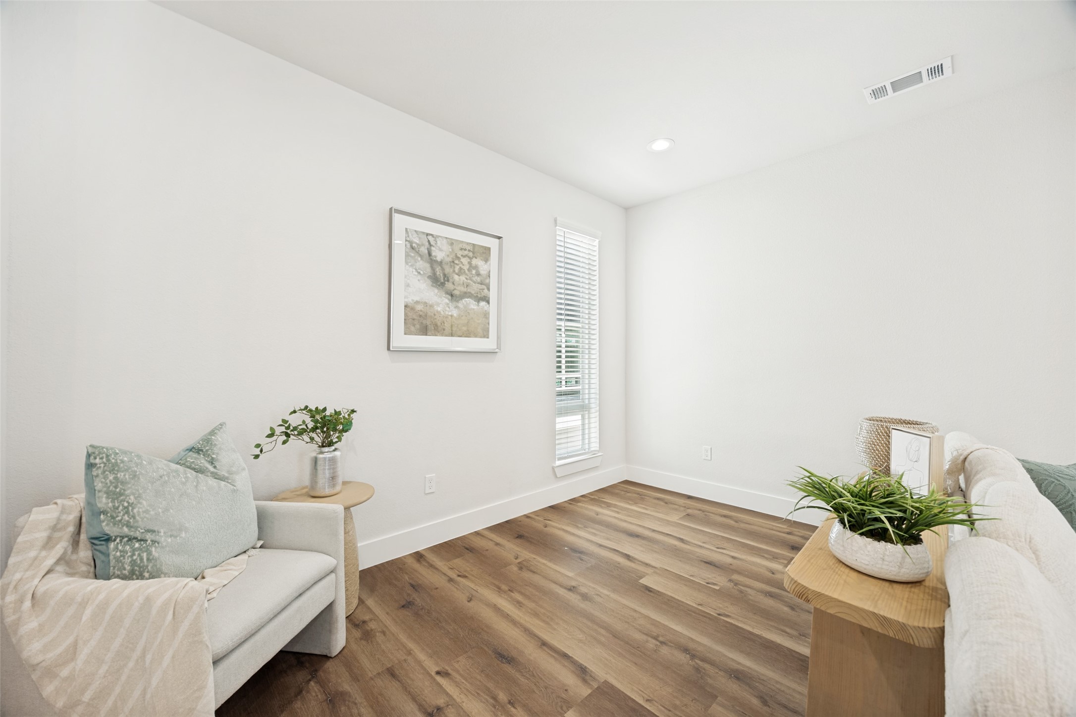 5637 Live Oak Street Dallas TX 75206