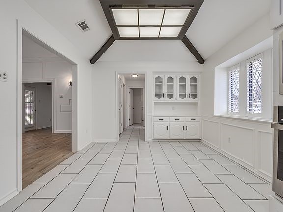 9922 Hickory Crossing Dallas TX 75243