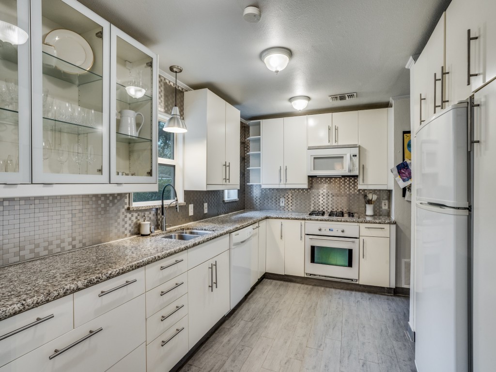 3763 Matador Drive Dallas TX 75220