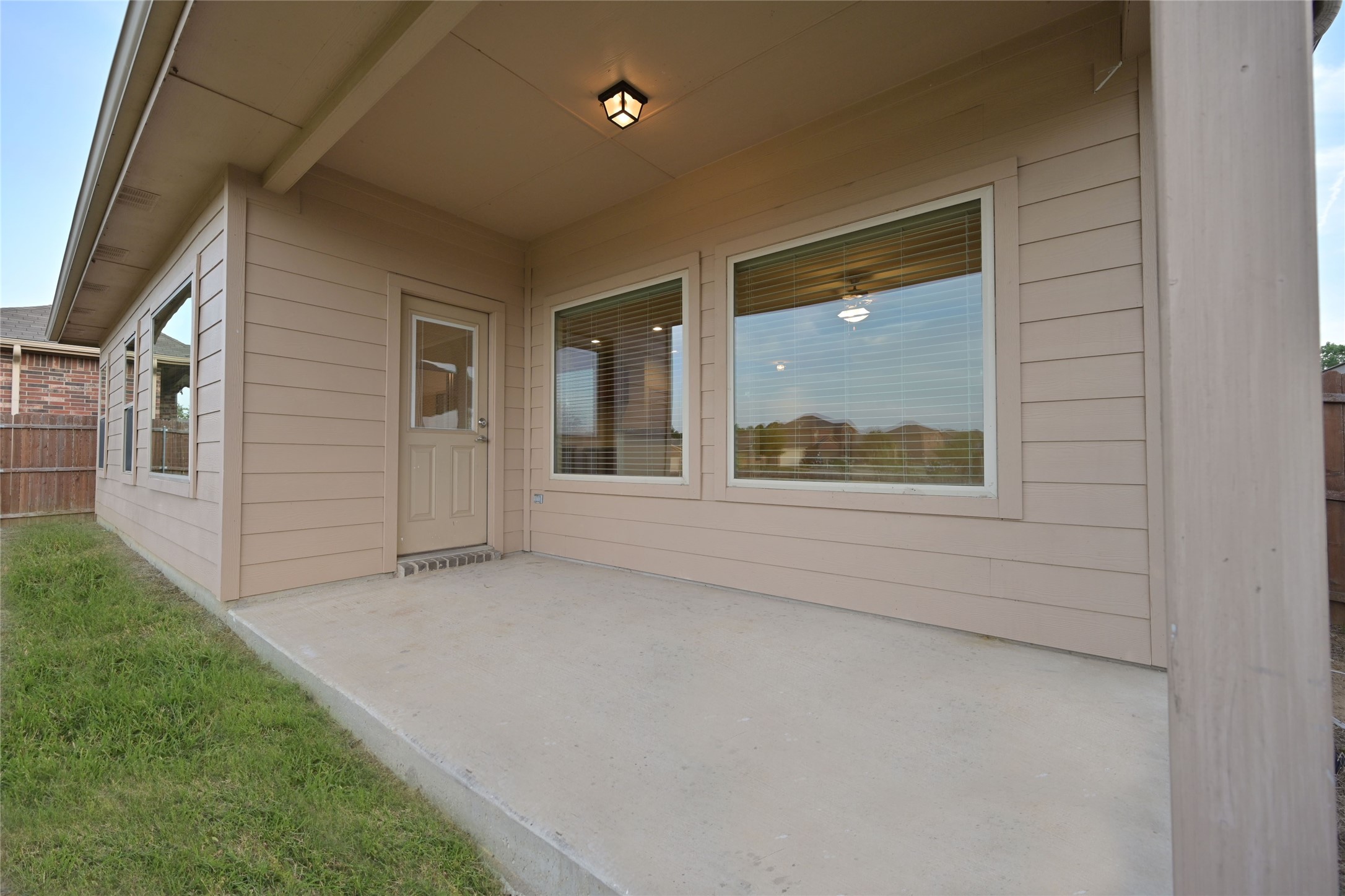7041 Seton Hall Drive Fort Worth TX 76120
