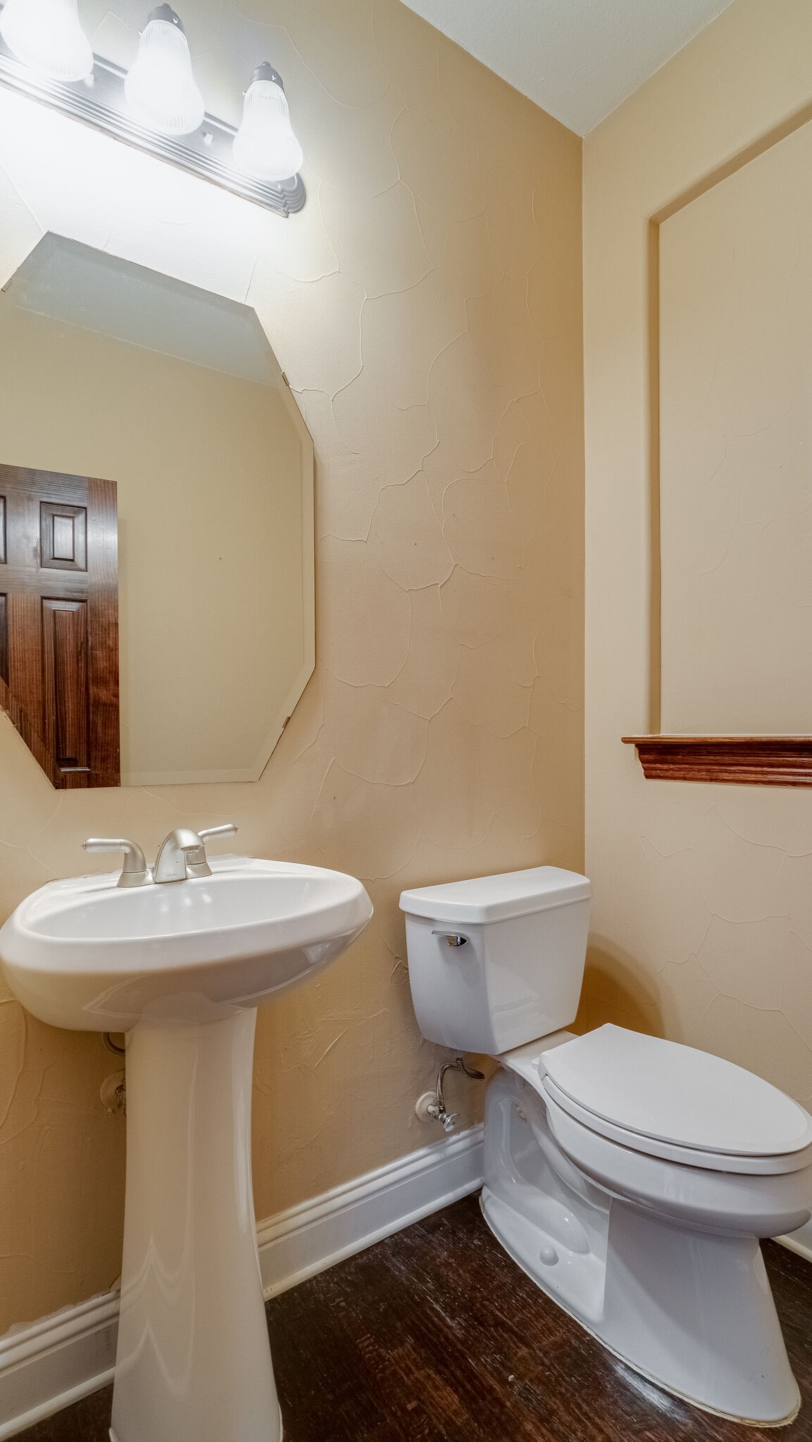8394 Fullerton Street Lantana TX 76226