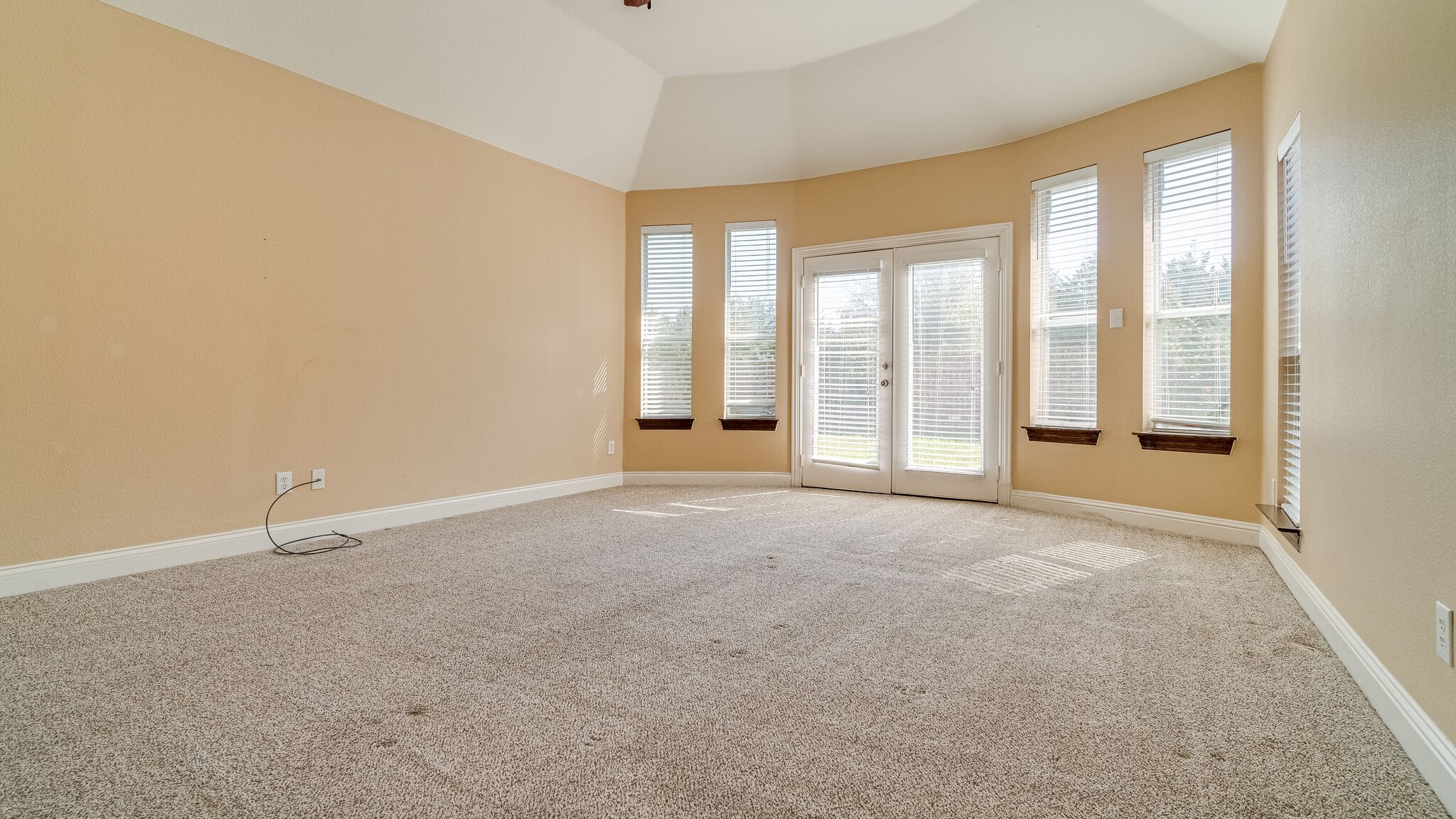 8394 Fullerton Street Lantana TX 76226