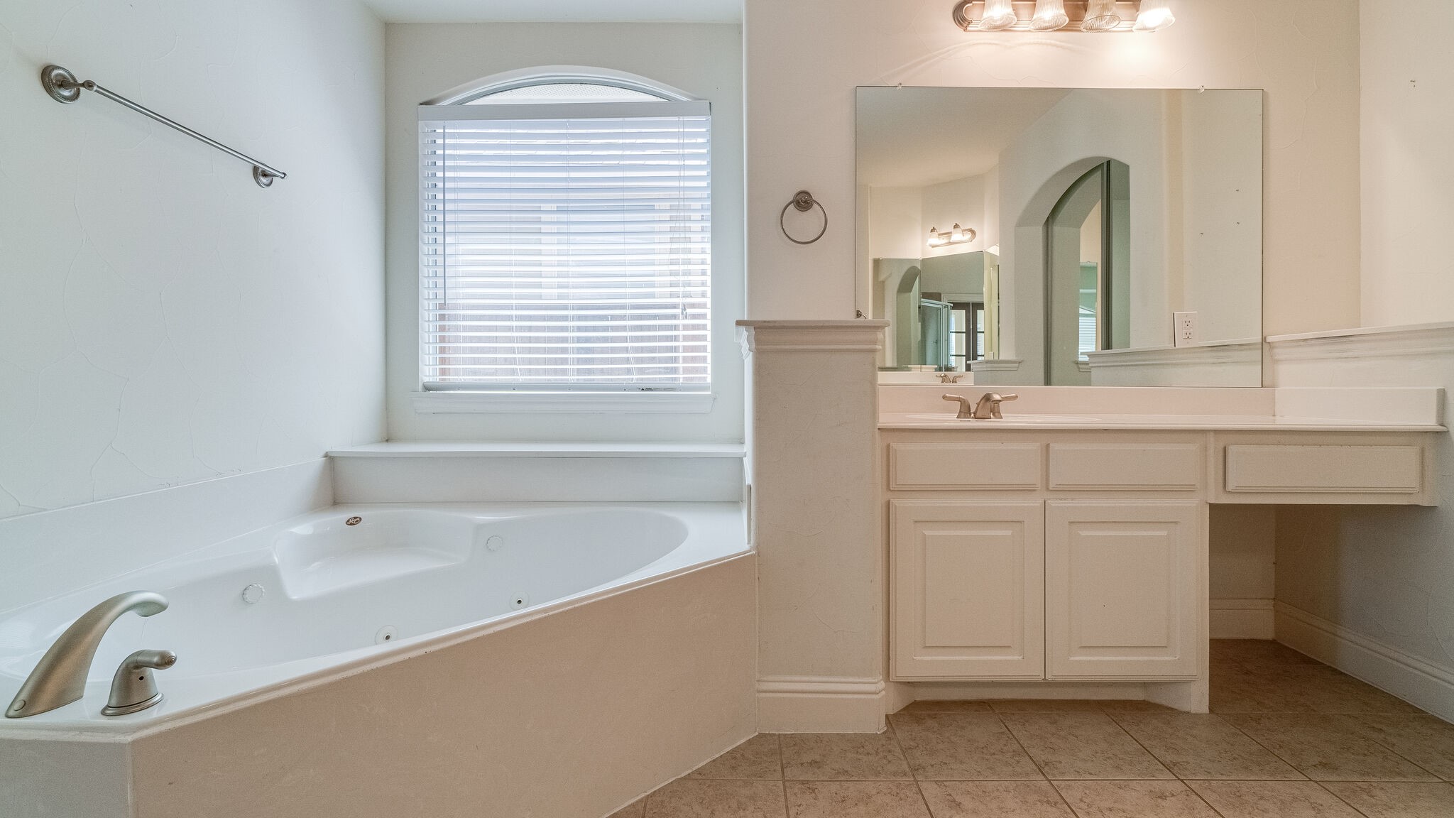 8394 Fullerton Street Lantana TX 76226
