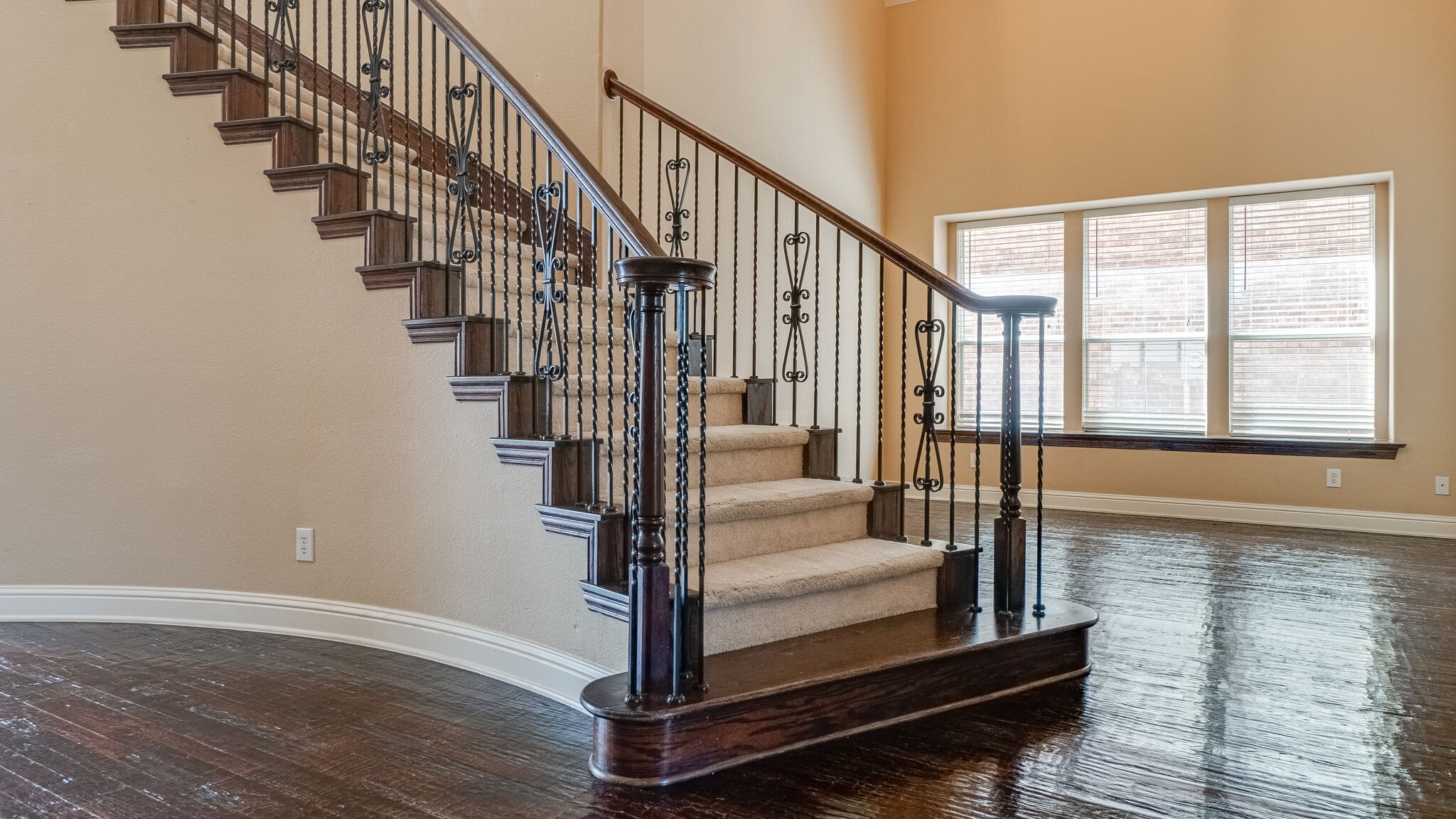 8394 Fullerton Street Lantana TX 76226