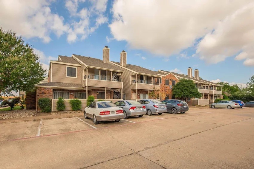6897 Meadow Road North Richland Hills TX 76182