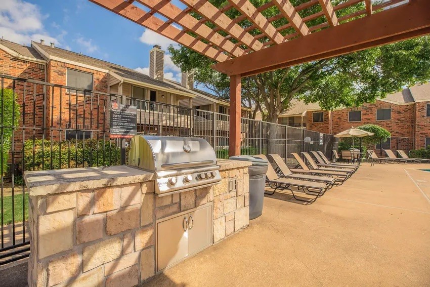 6897 Meadow Road North Richland Hills TX 76182