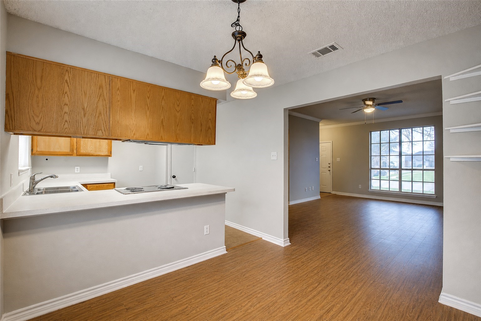 863 Colson Drive Arlington TX 76002