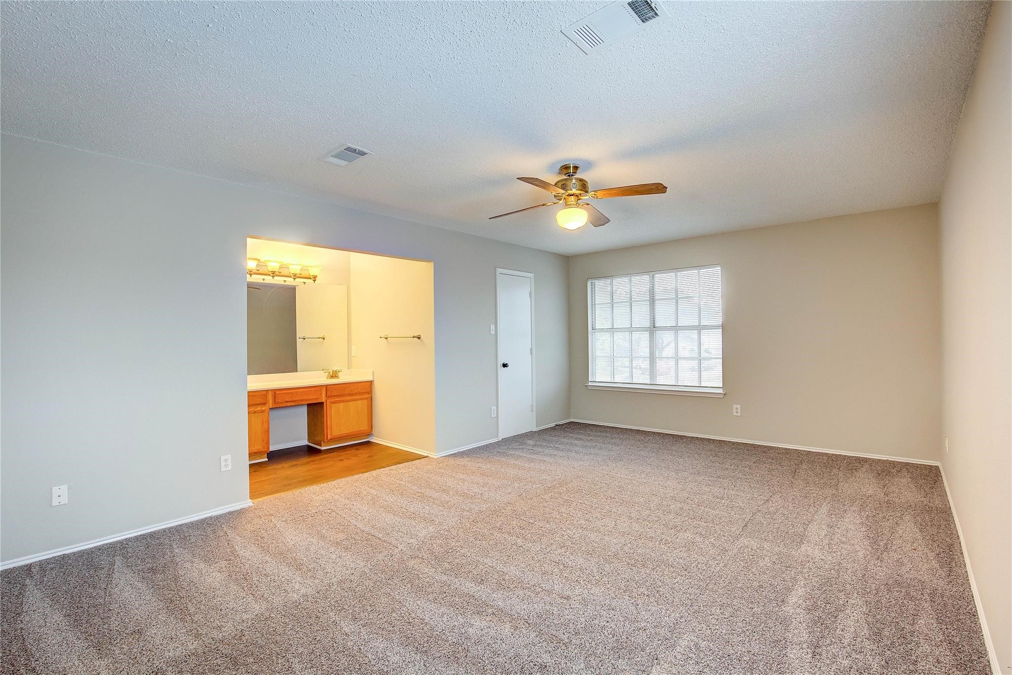 863 Colson Drive Arlington TX 76002