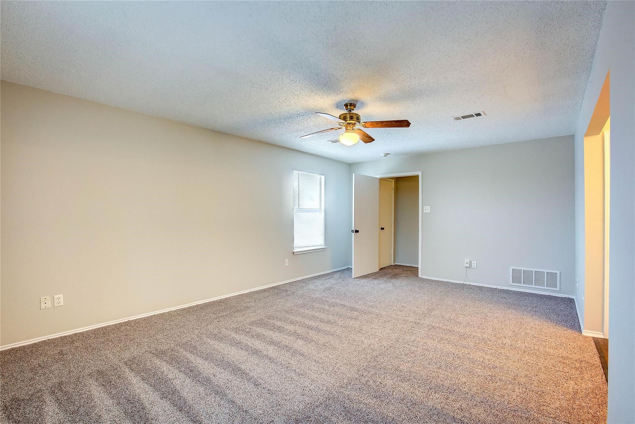 863 Colson Drive Arlington TX 76002