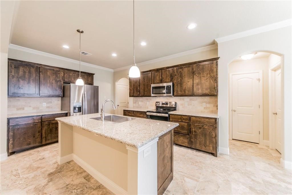 305 Jasmine Court Aledo TX 76008