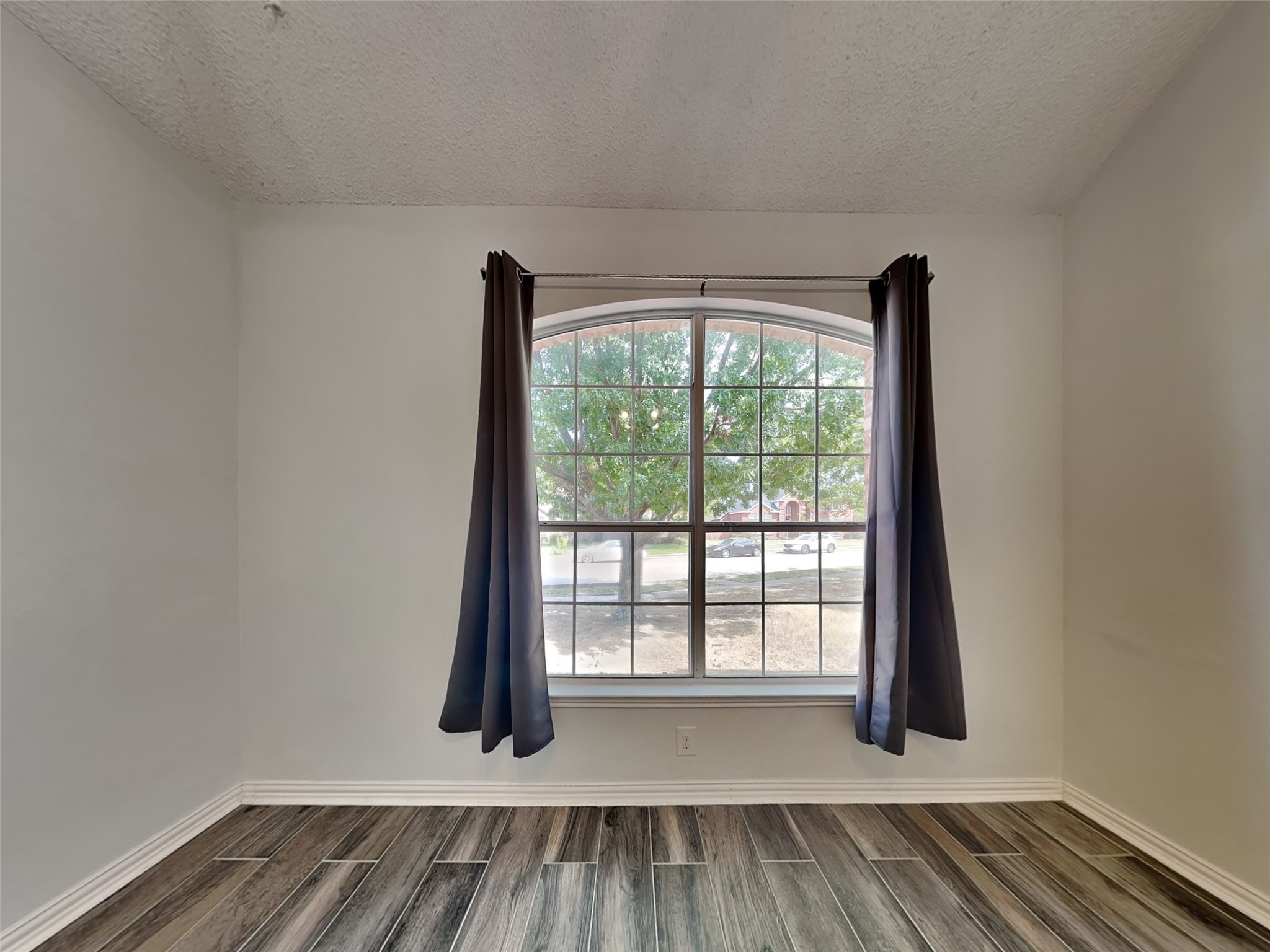 7513 Silverthorn Drive Rowlett TX 75089