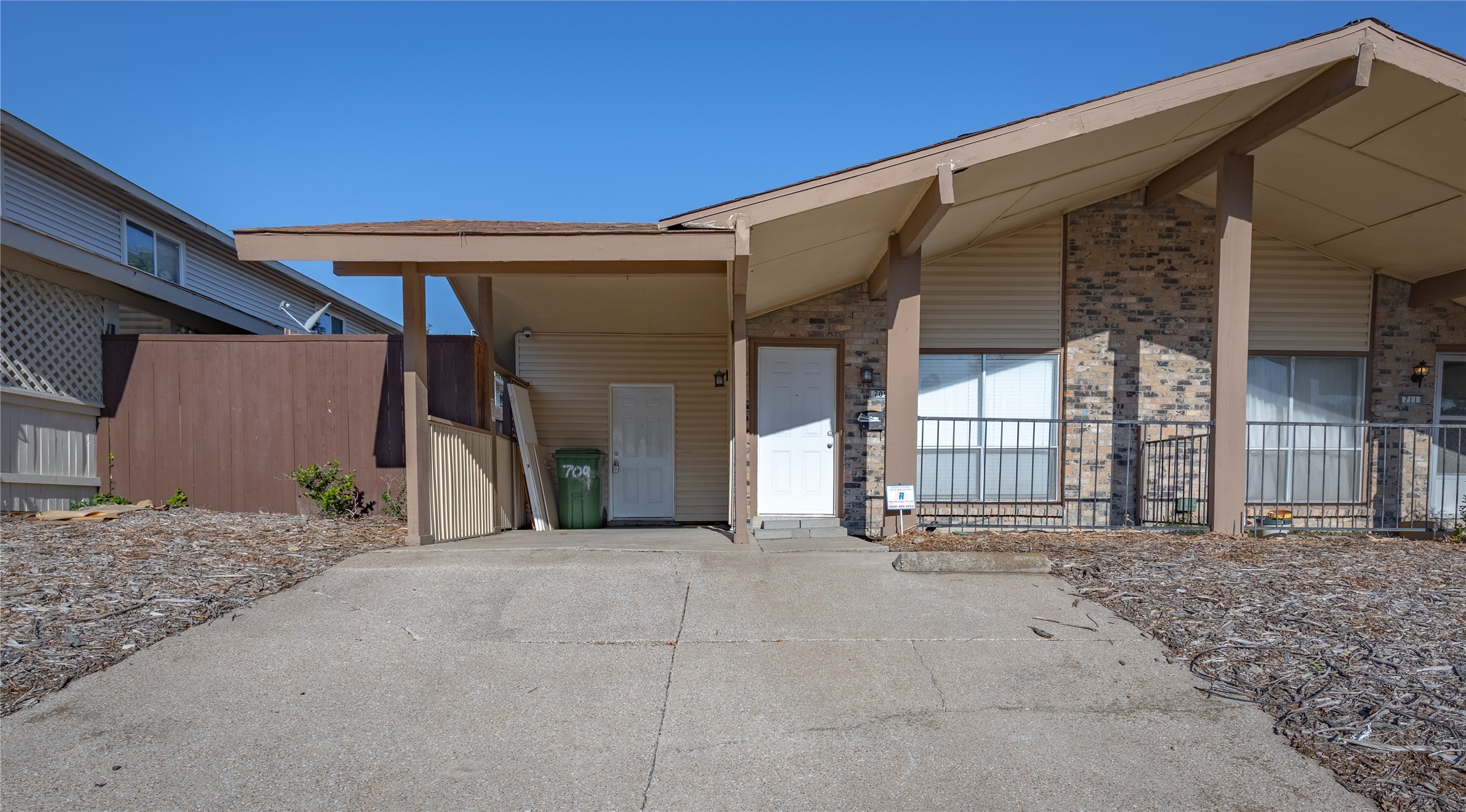709 Arrowhead Circle Garland TX 75043