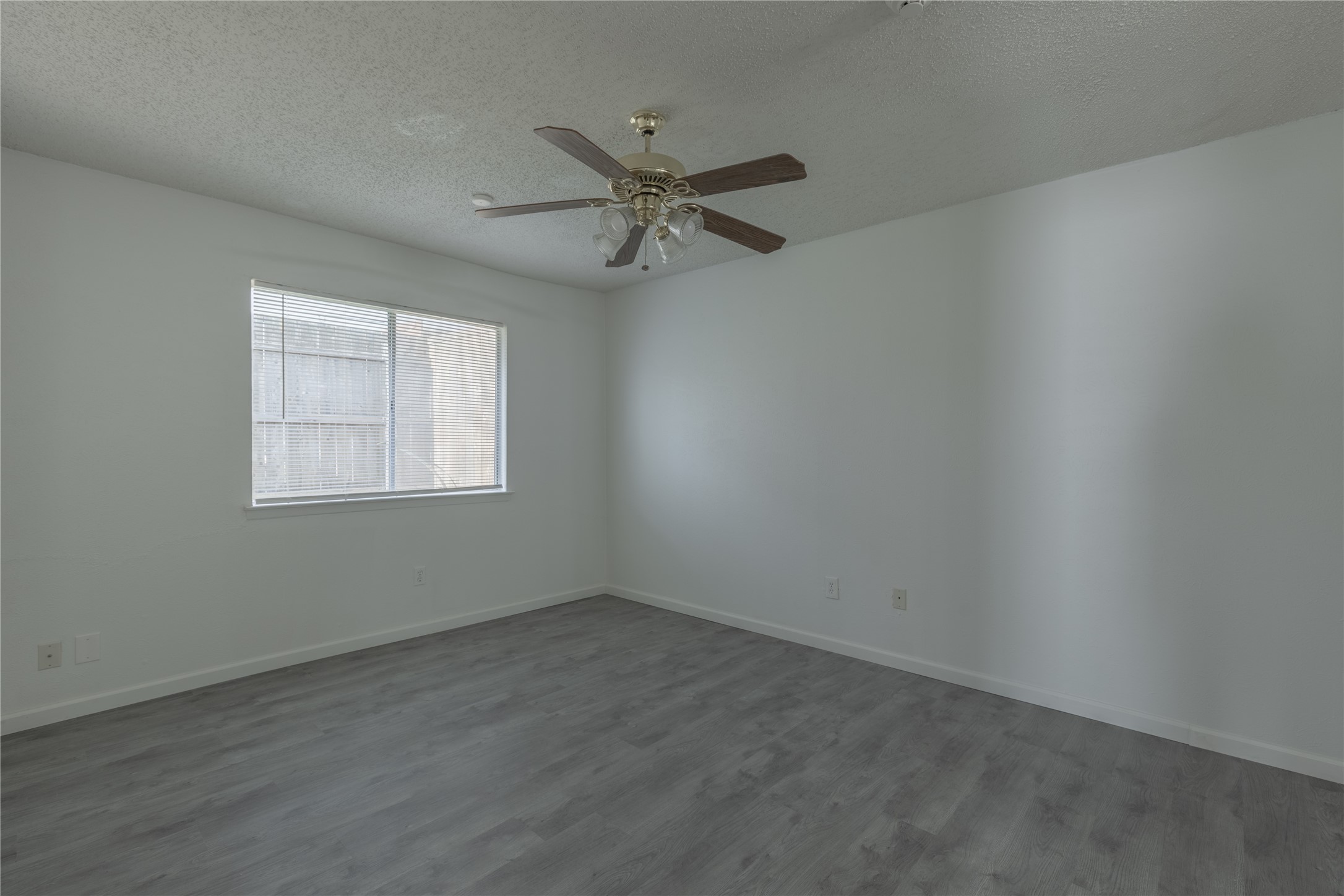 709 Arrowhead Circle Garland TX 75043