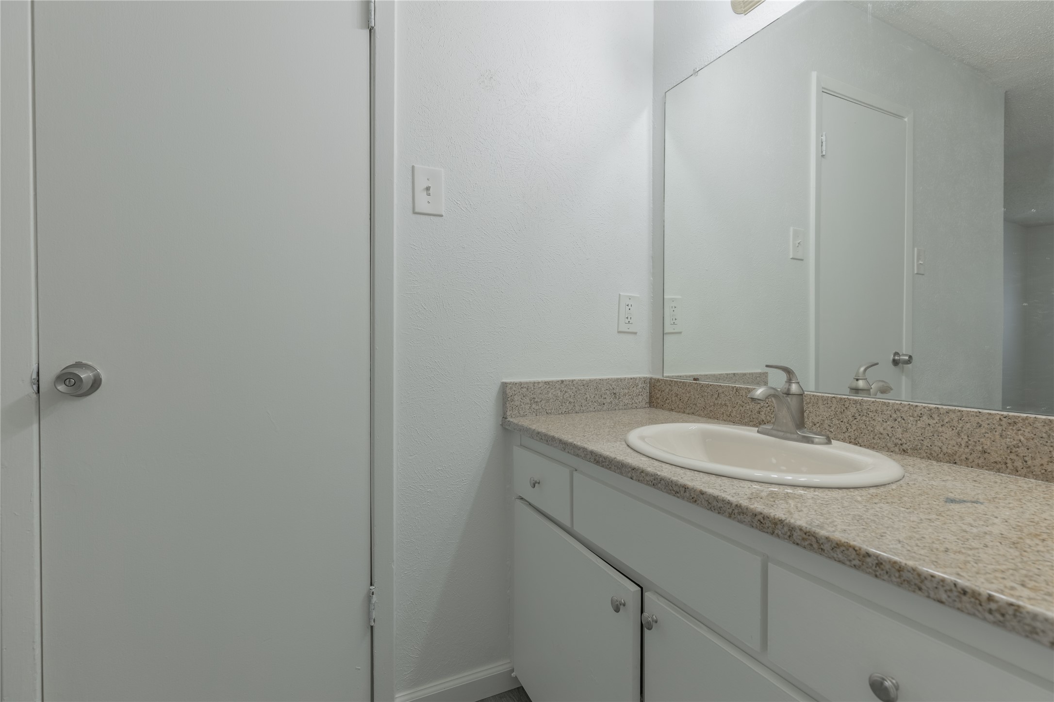 709 Arrowhead Circle Garland TX 75043