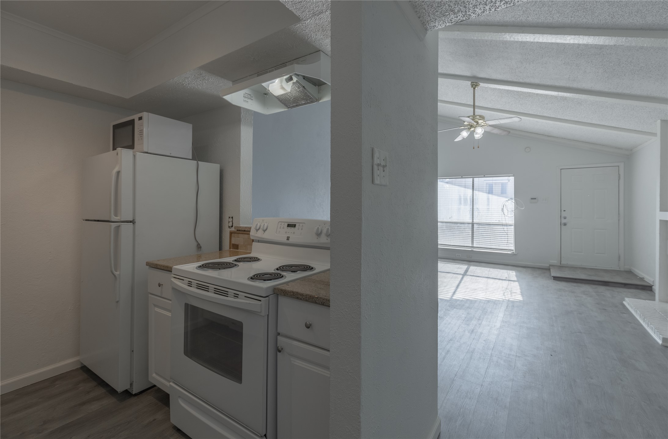 709 Arrowhead Circle Garland TX 75043