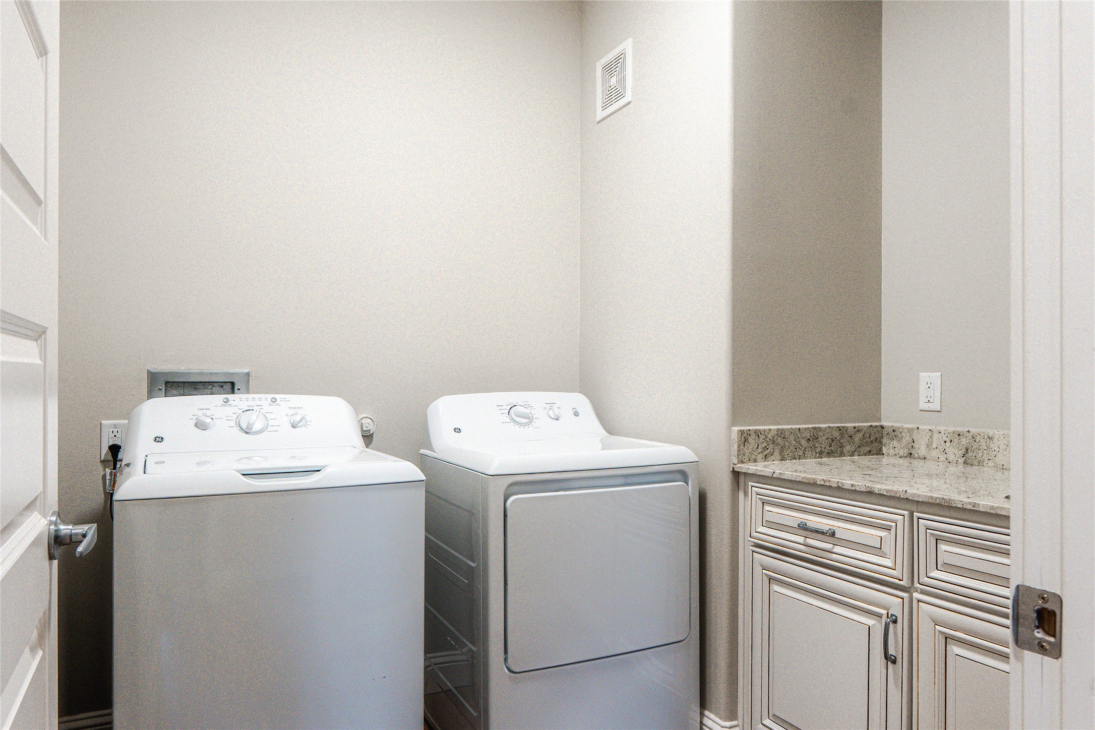 240 Washington Street Red Oak TX 75154