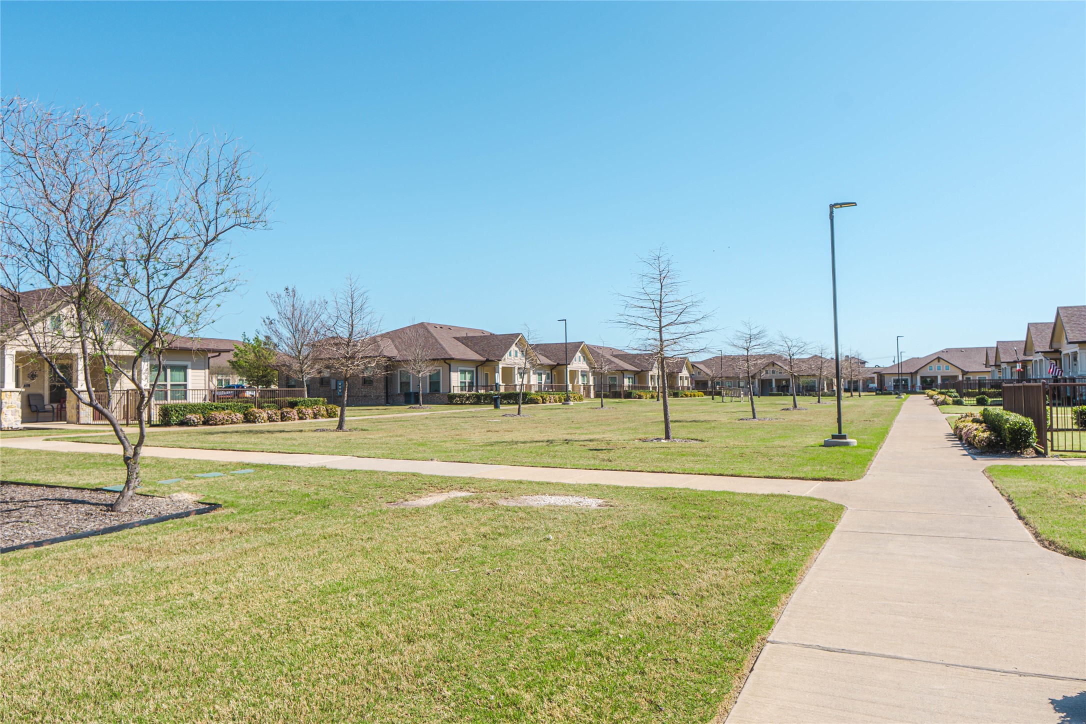 240 Washington Street Red Oak TX 75154