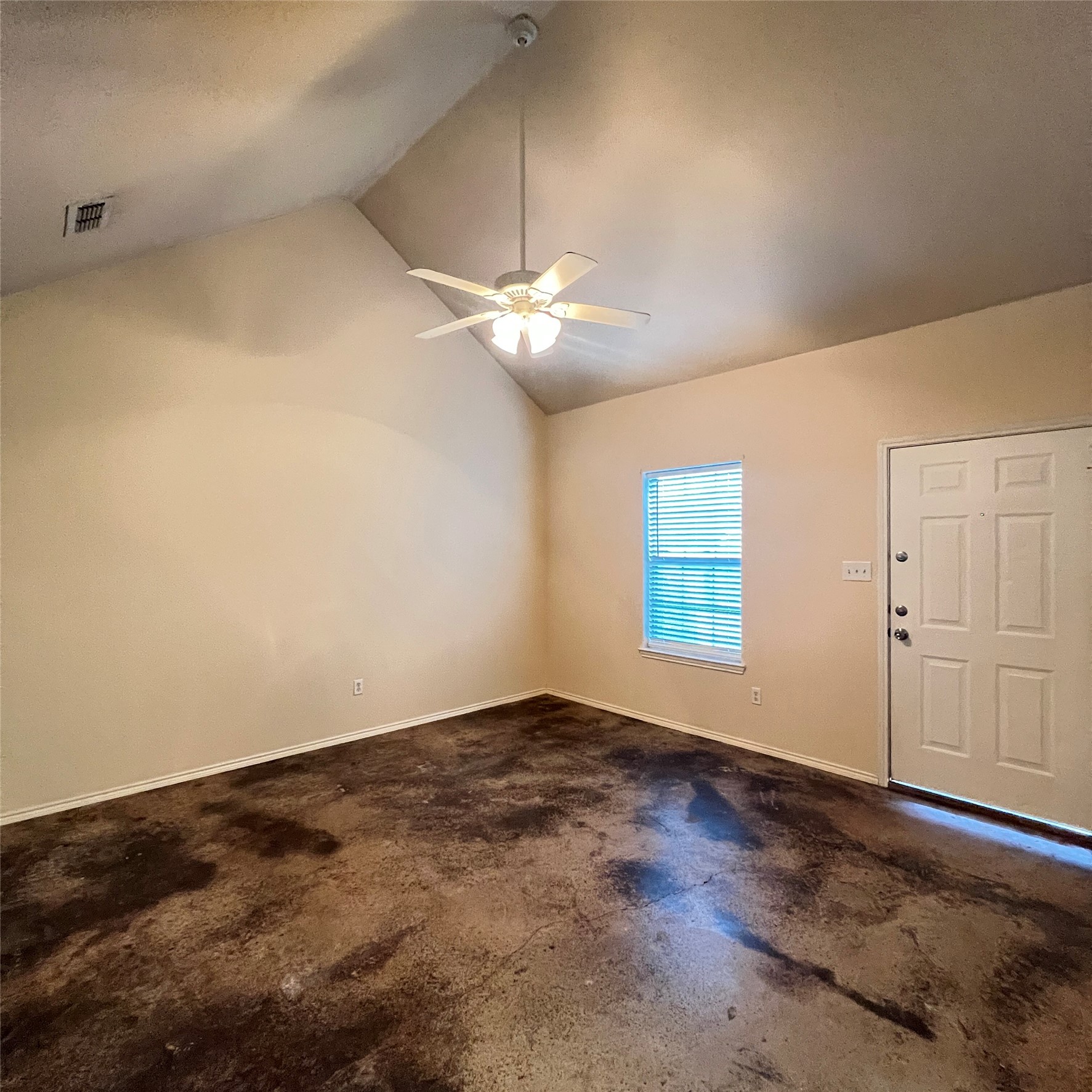 102 Lindas Creek Lane Weatherford TX 76088
