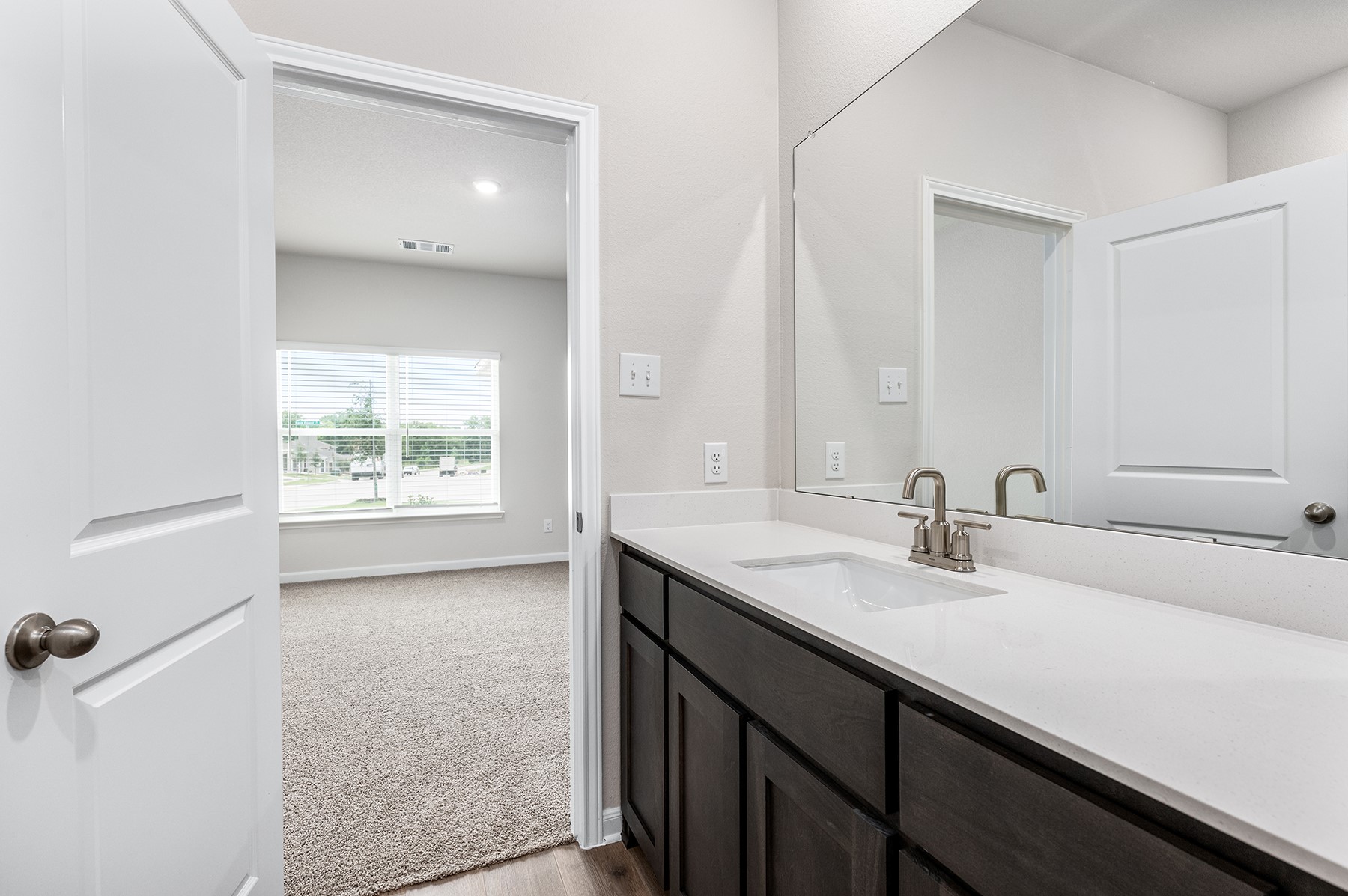 6326 Emerald Tree Lane Dallas TX 75241