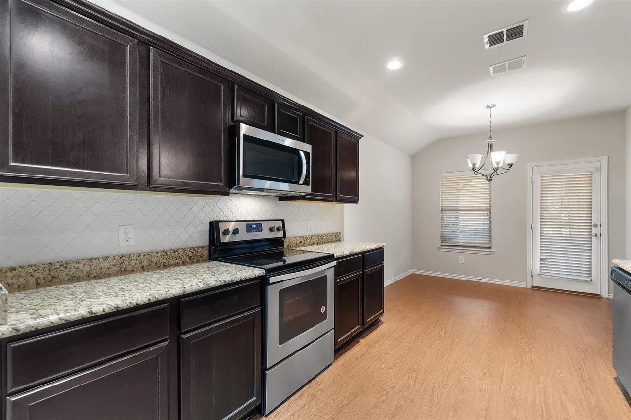 2905 Pacifico Way Fort Worth TX 76111