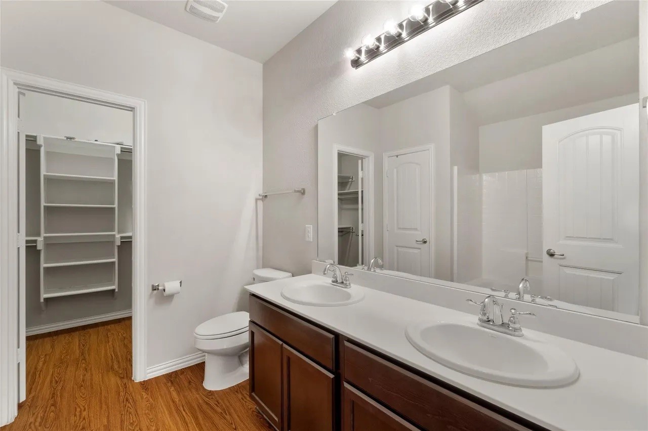 2905 Pacifico Way Fort Worth TX 76111