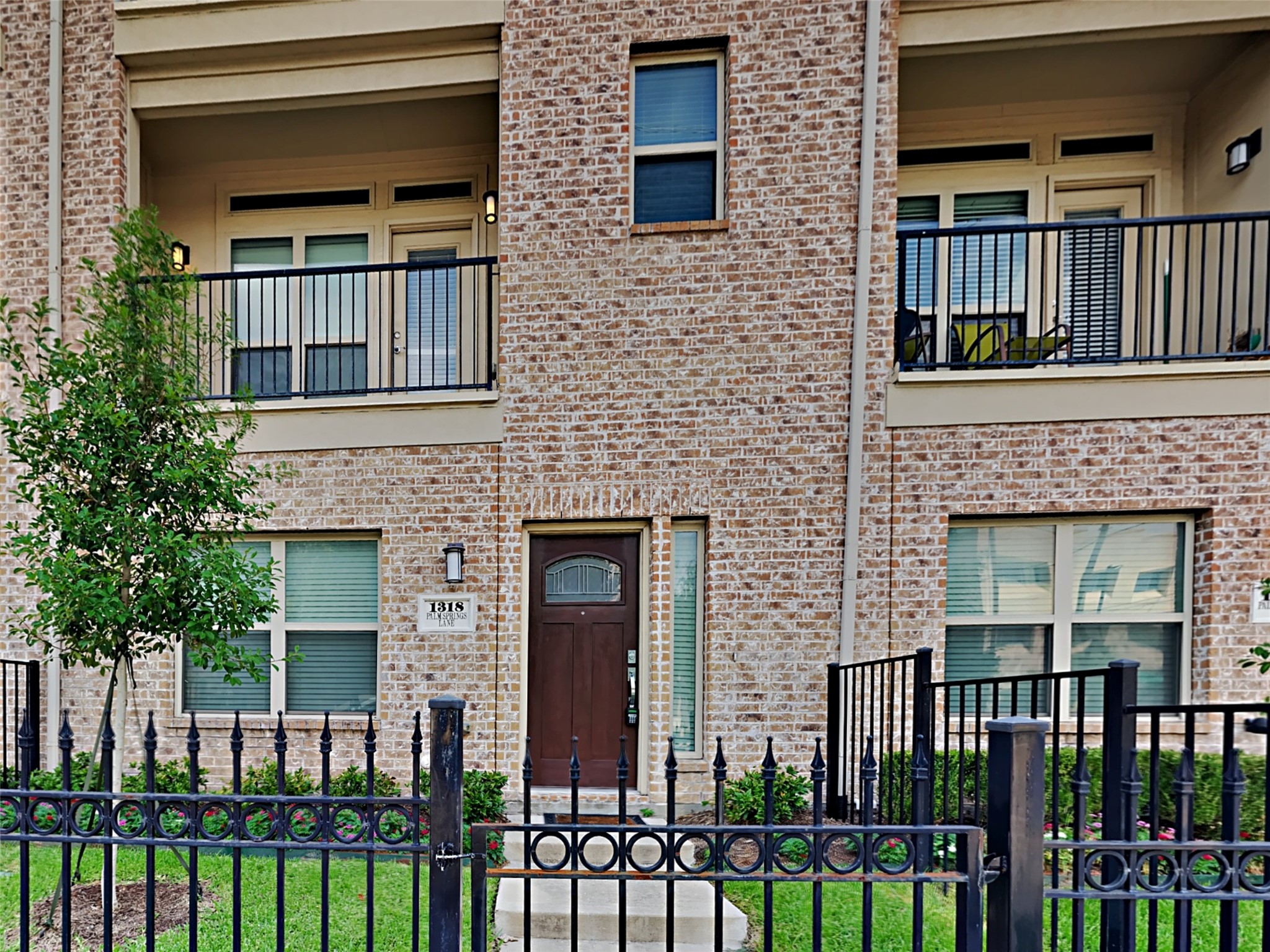 1318 Palm Springs Lane Dallas TX 75204