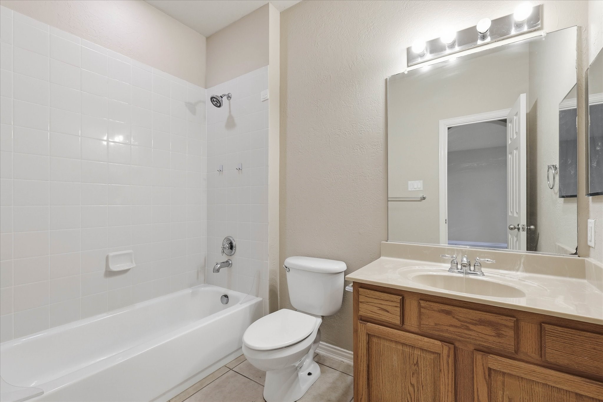 1725 Brookview Drive Carrollton TX 75007