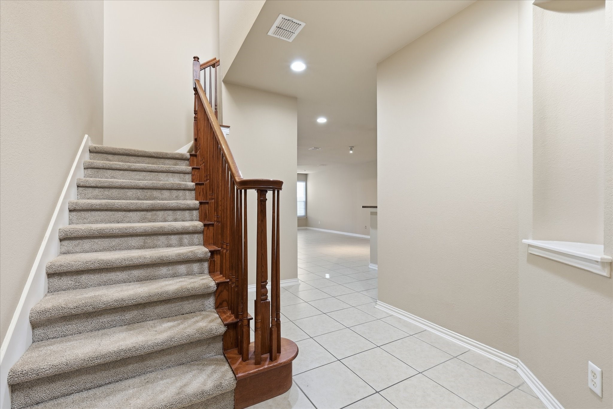 1725 Brookview Drive Carrollton TX 75007