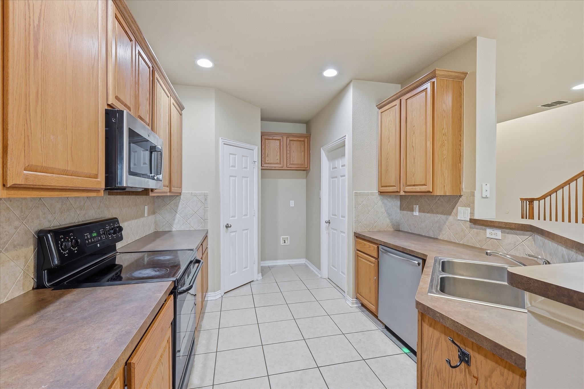 1725 Brookview Drive Carrollton TX 75007